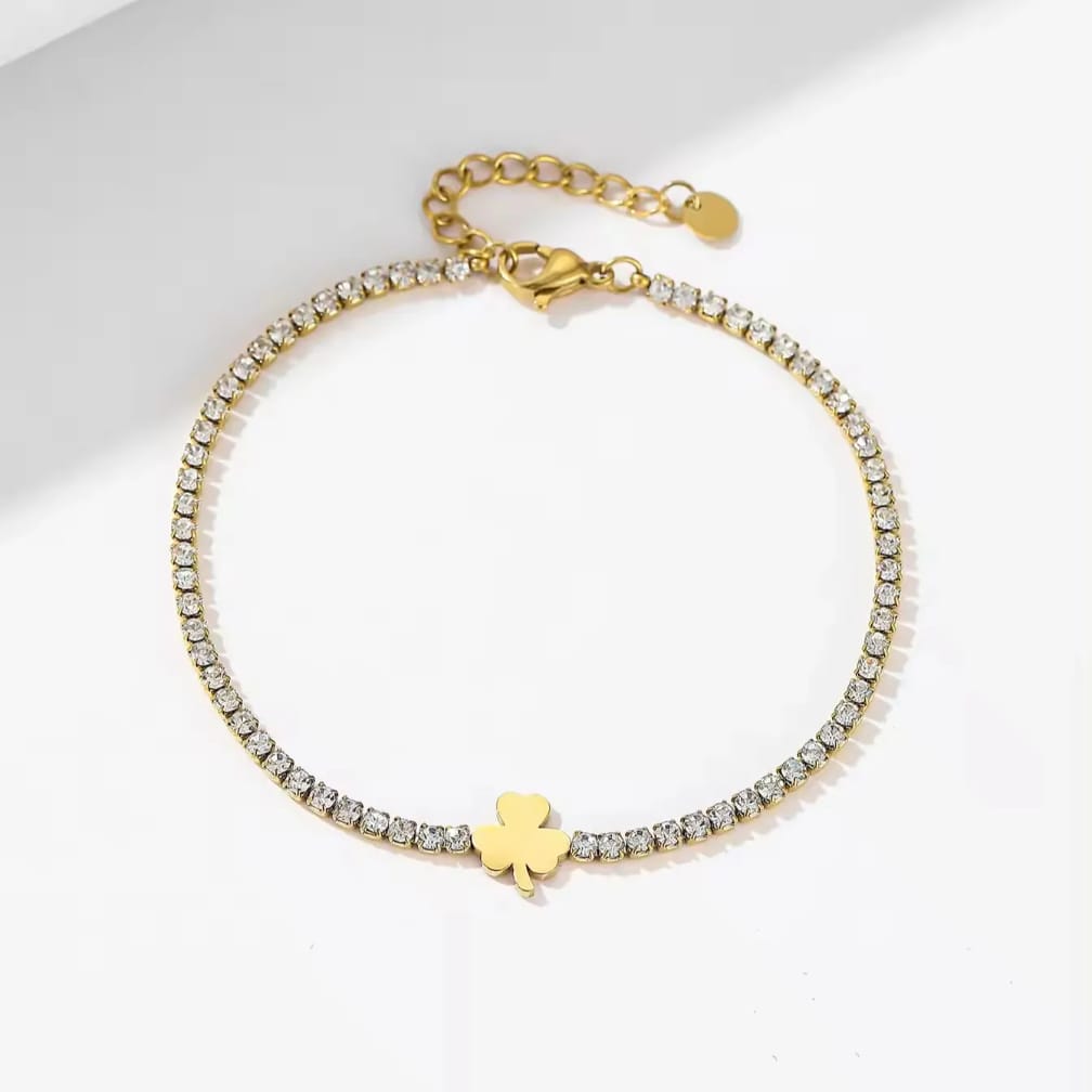 Gold Clover Bracelet