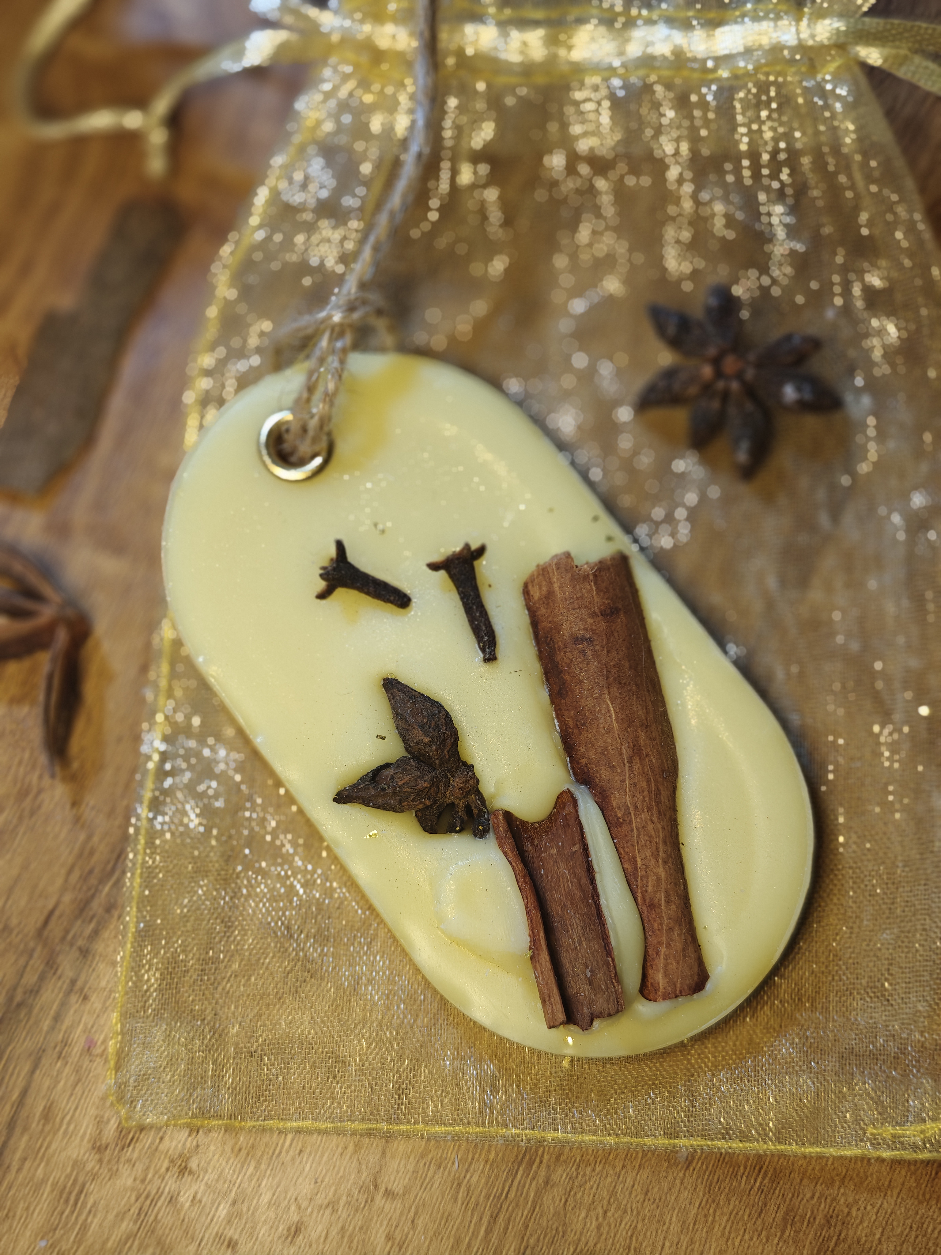 Set of Two - Wardrobe Air Freshener Bar