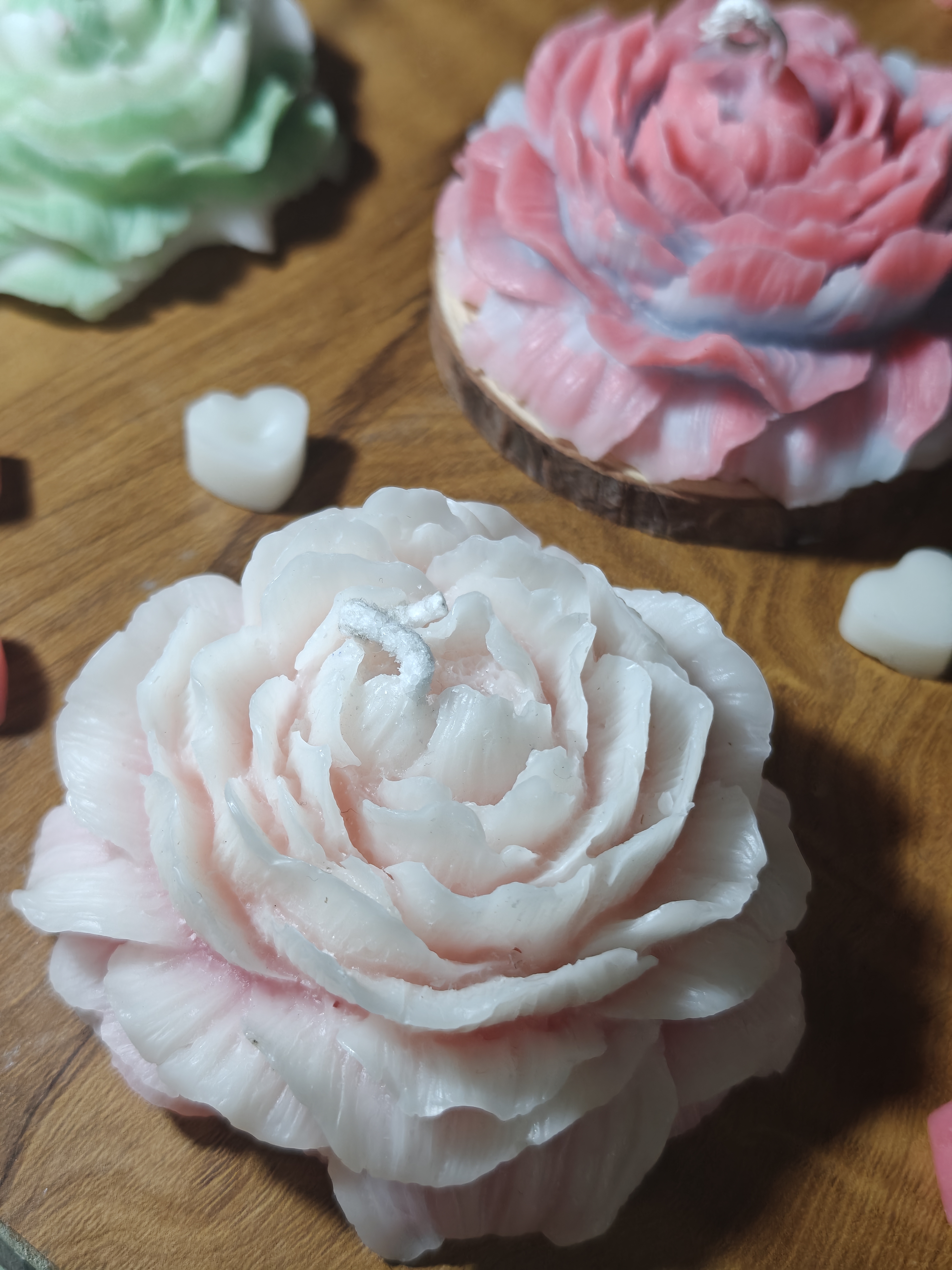 Peony Sculpted Candle