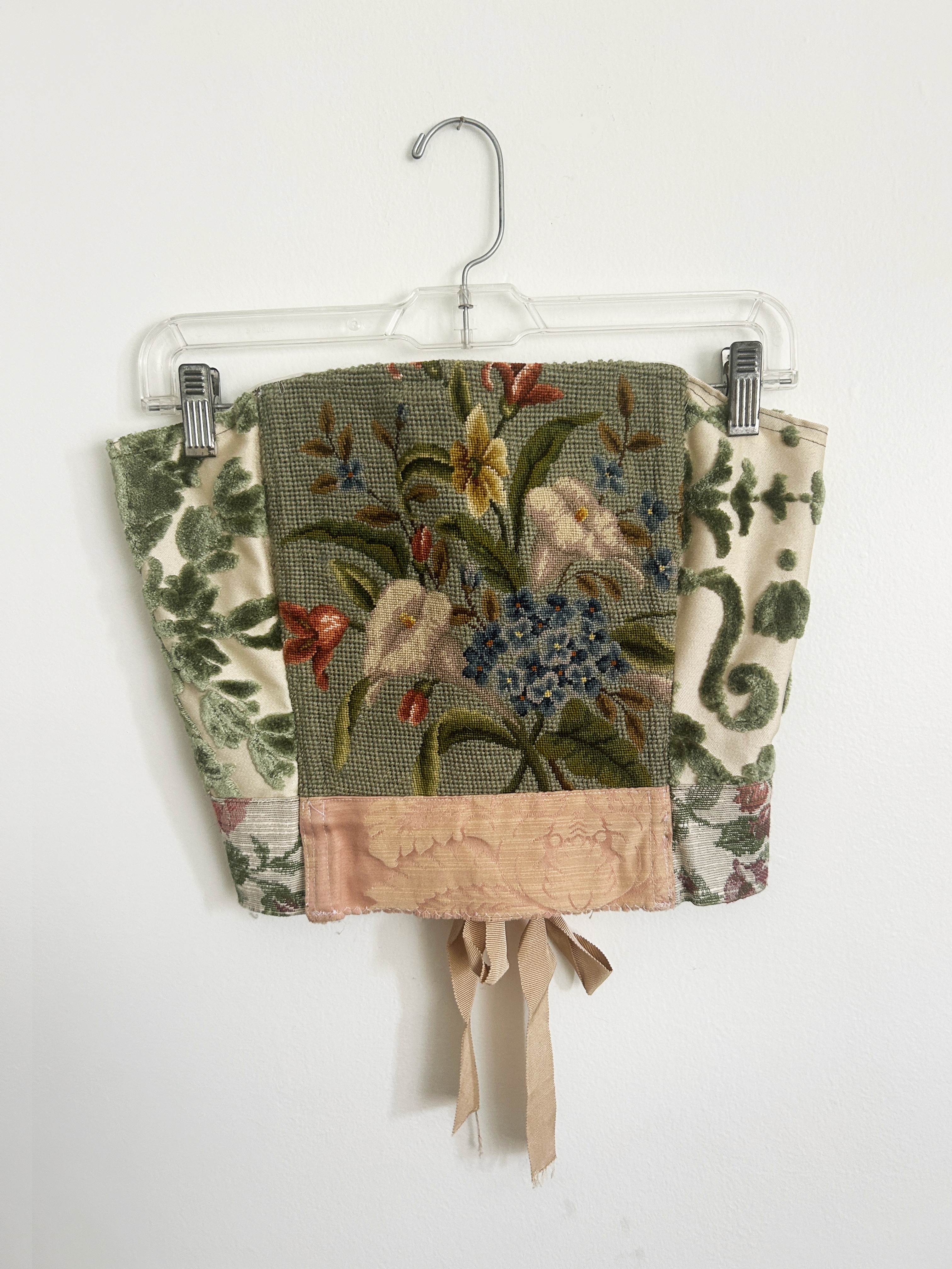 Bouquet Needlepoint Corset