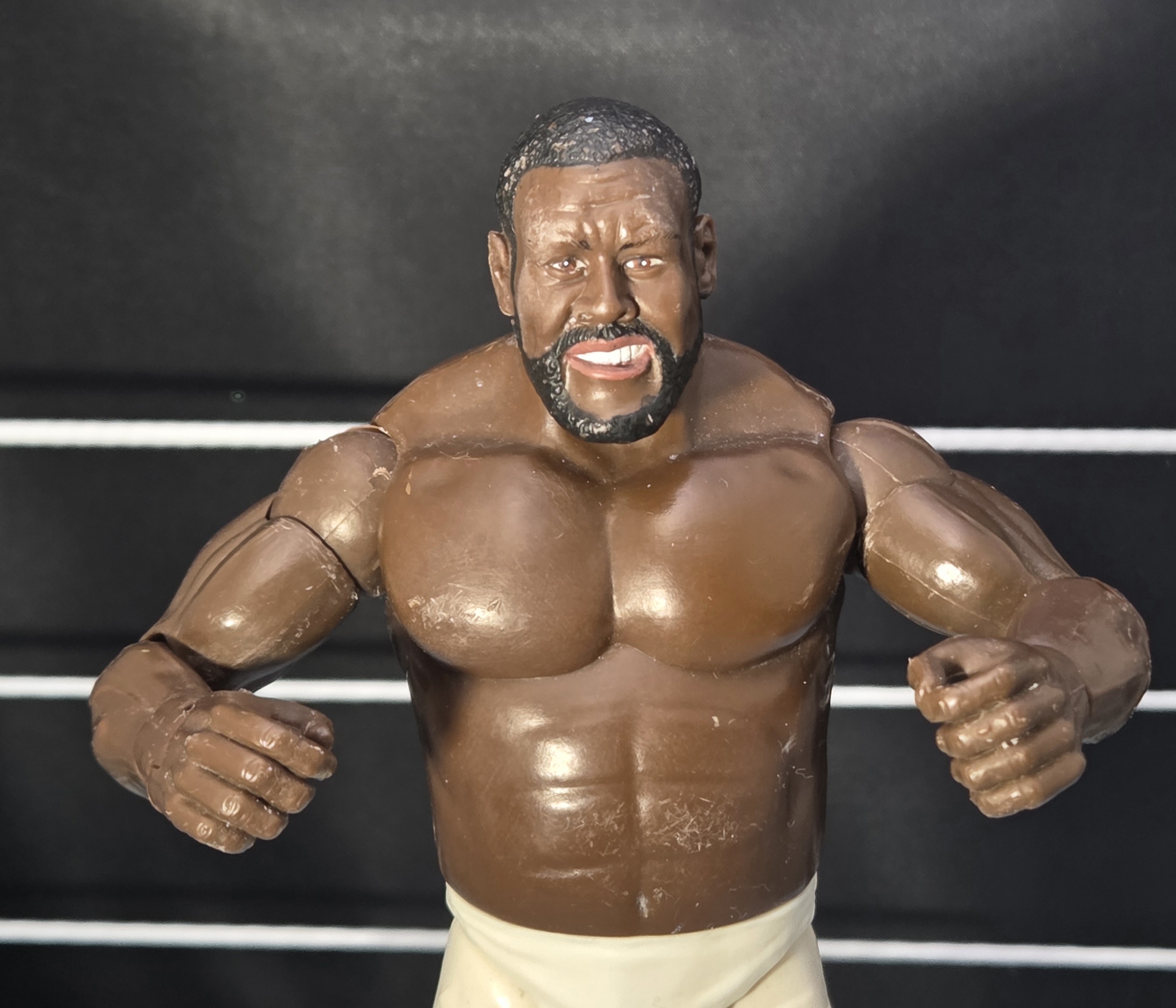 2004 WWE Jakks Pacific Classic Superstars Series 4 Junkyard Dog Vintage Wrestling Action Figure