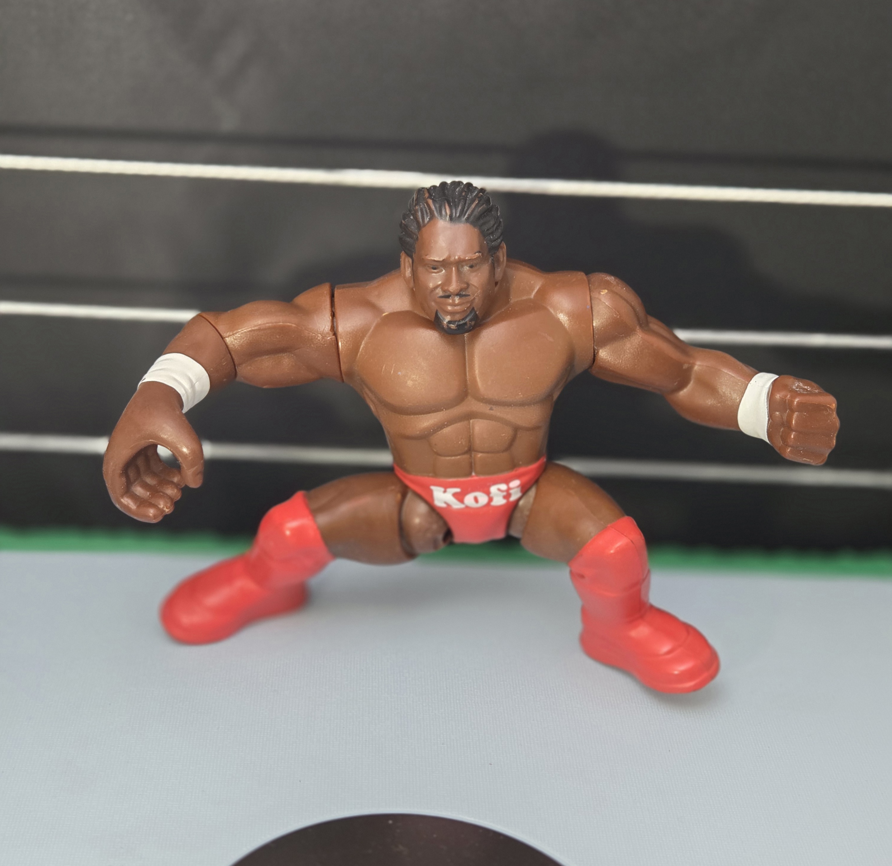 2012 WWE Mattel Power Slammers Series 2 Thunder Twisting Kofi Kingston Action Figure