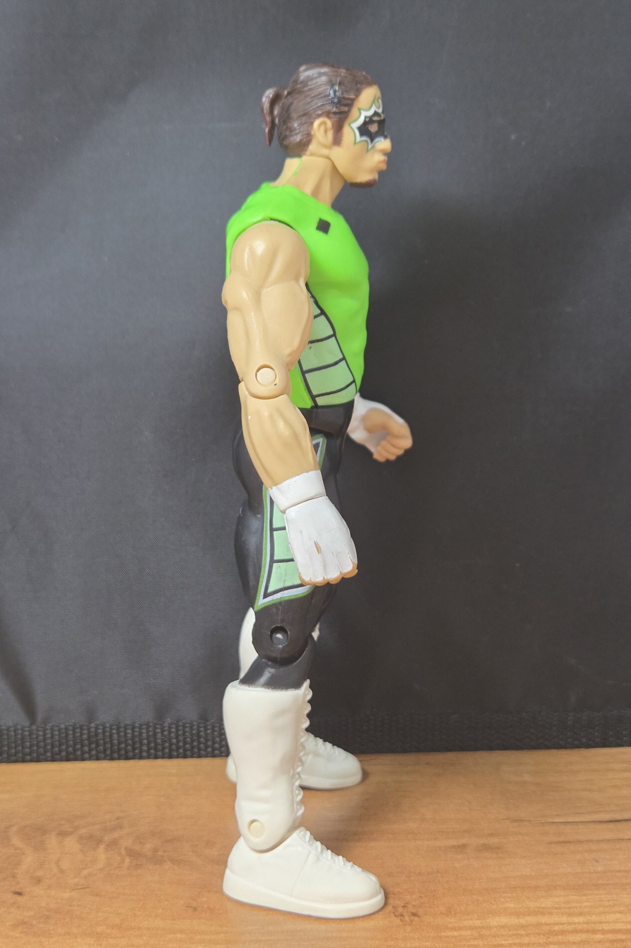 Vintage 2002 WWE Jakks Pacific SmackDown Draft TitanTron Live The Hurricane Wrestling Action Figure