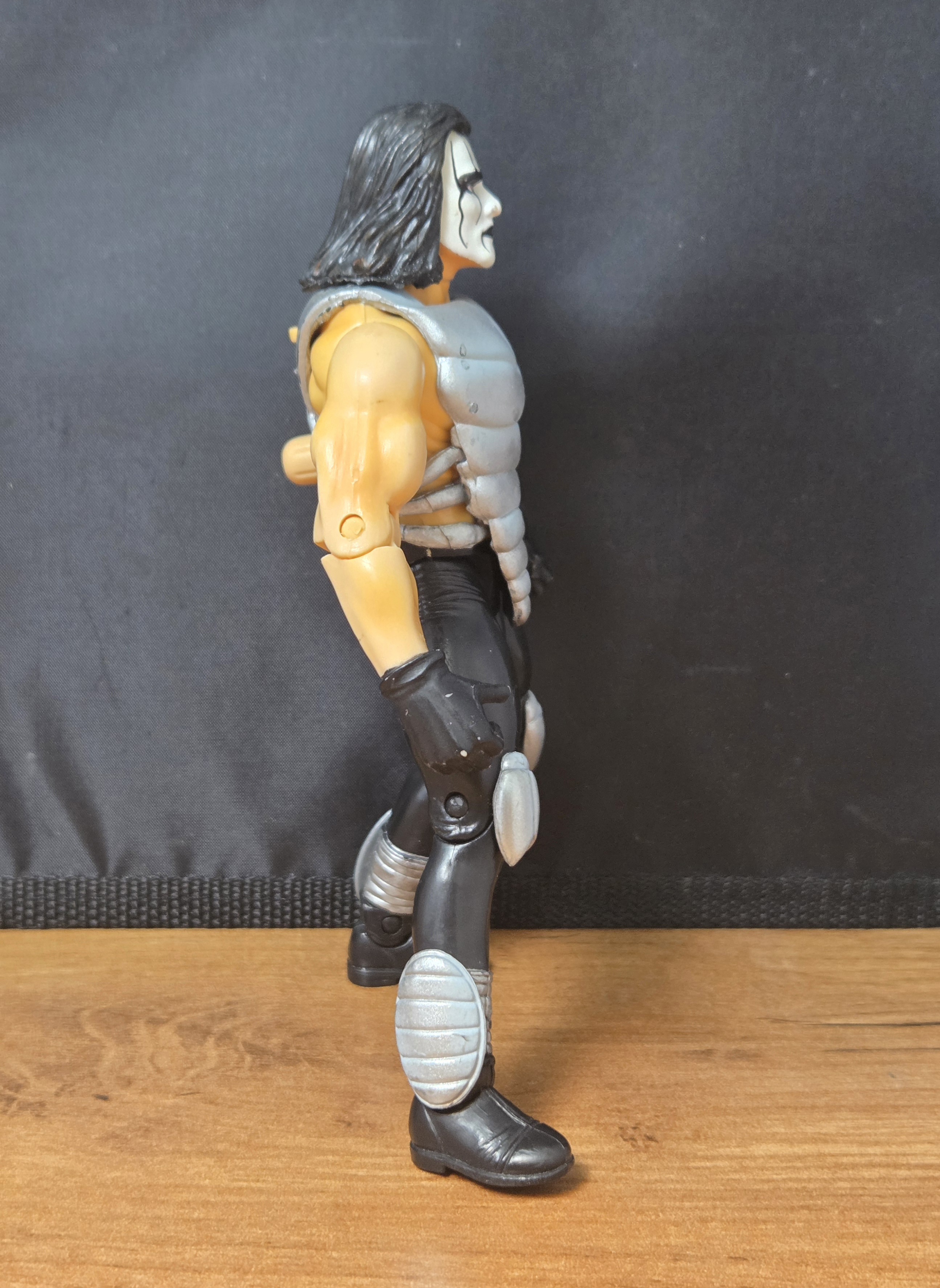 Vintage 1999 Toy Biz WCW Bruisers Sting Wrestling Action Figure