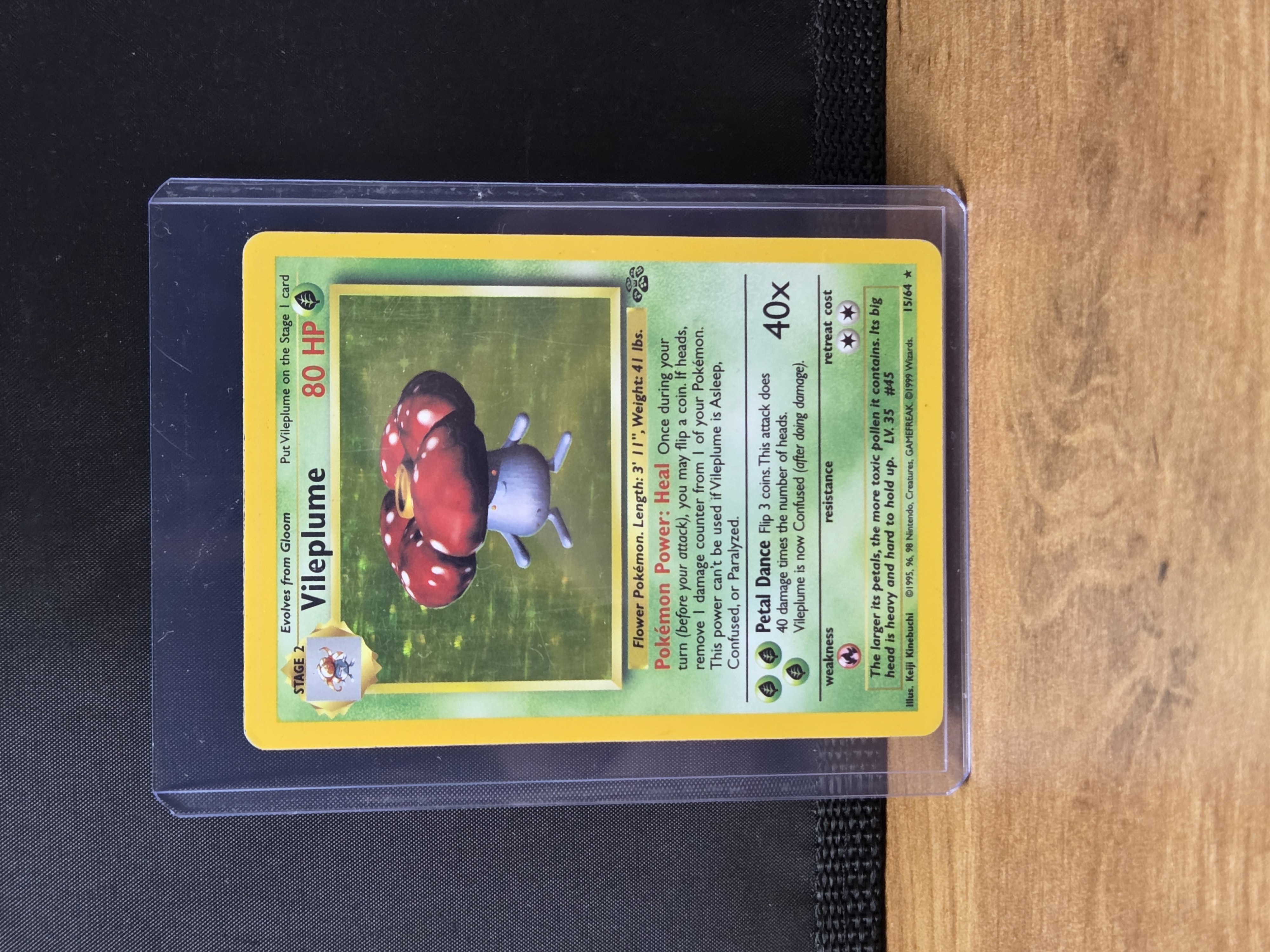 Vintage Pokémon TCG Vileplume 15/64 Jungle Rare Holo Card
