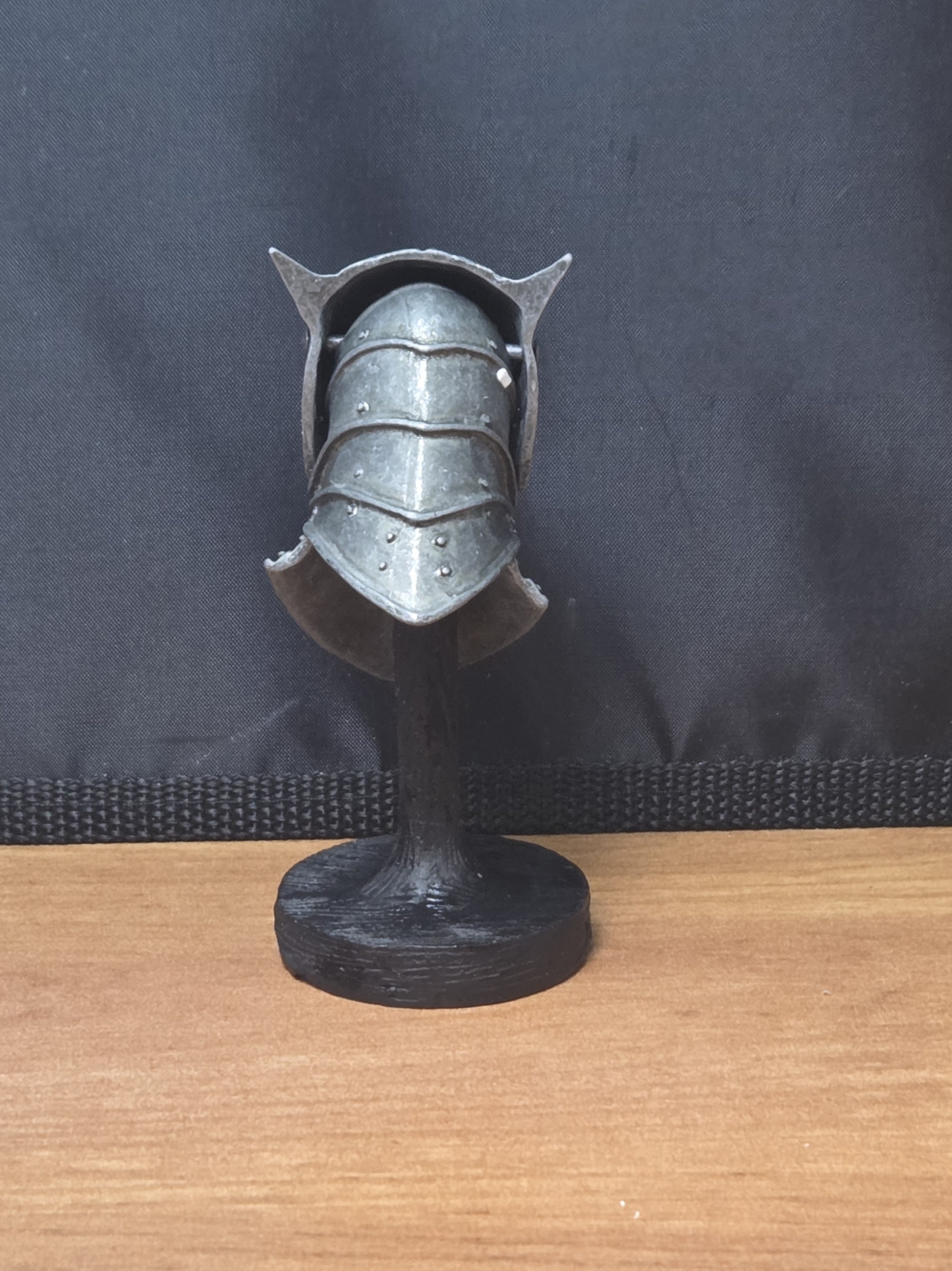 Game of Thrones The Hound's Helm - Mini 4" Metal Replica