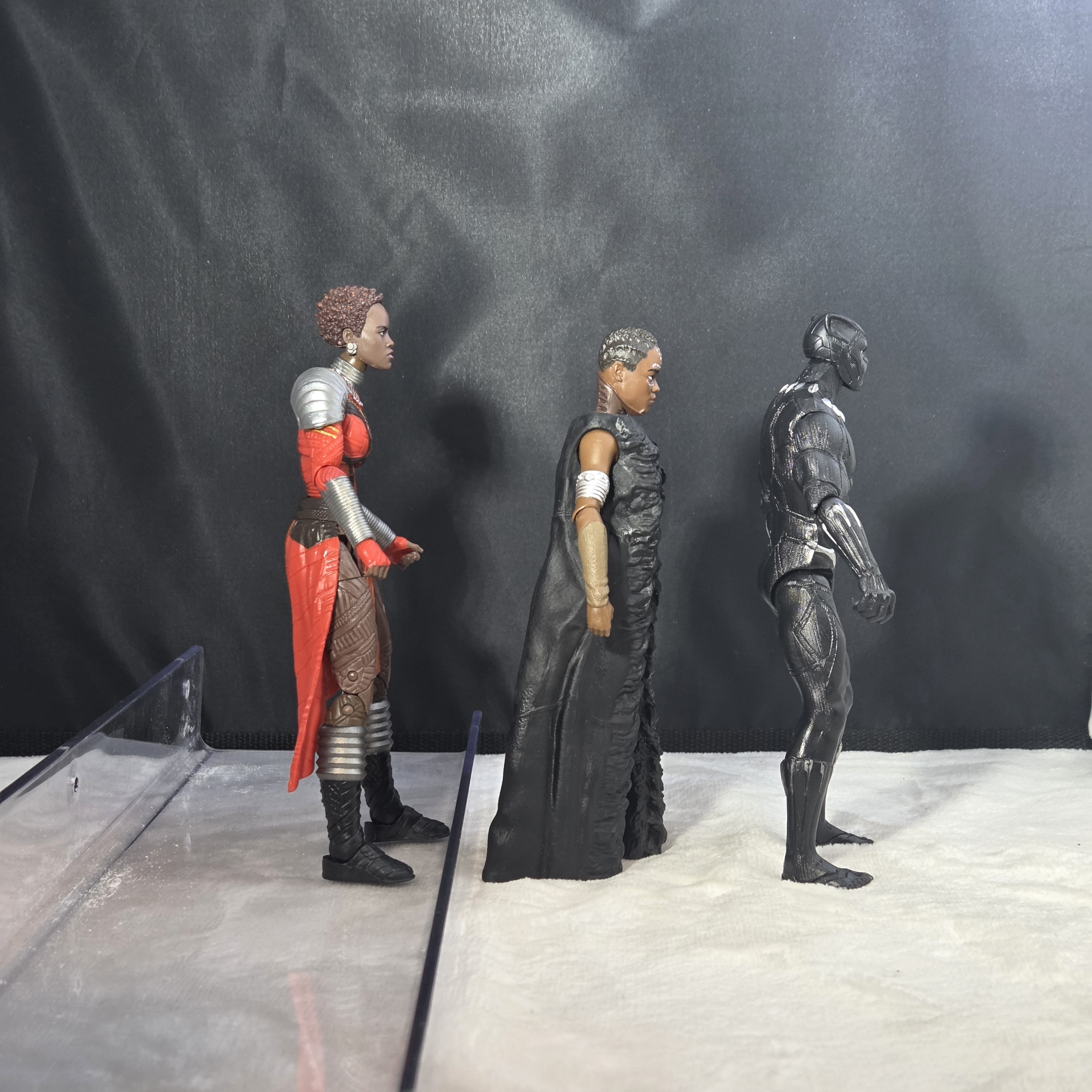 Bundle Of 3 DC Marvel Legends Action Figures - Black Panther, Nakia & Shuri