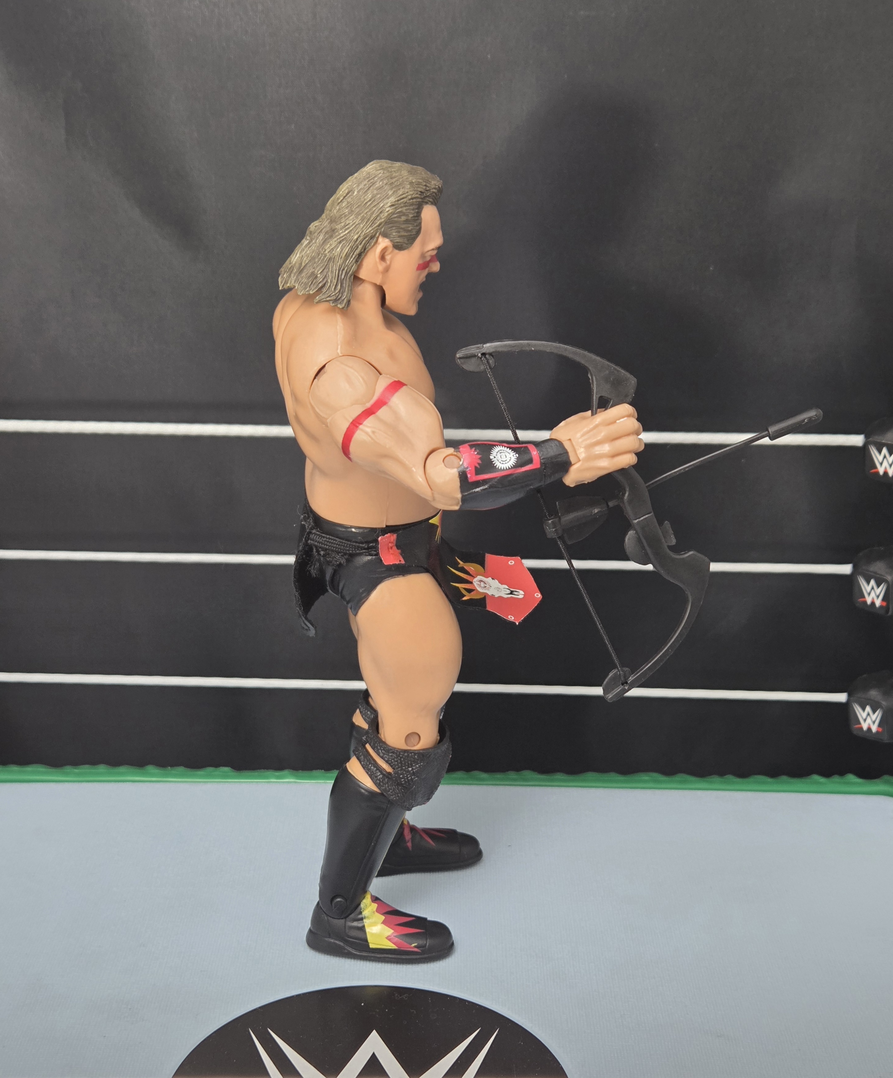 Vintage WWE 2004 Jakks Pacific Ruthless Aggression Tatanka Action Figure W/ Accessories