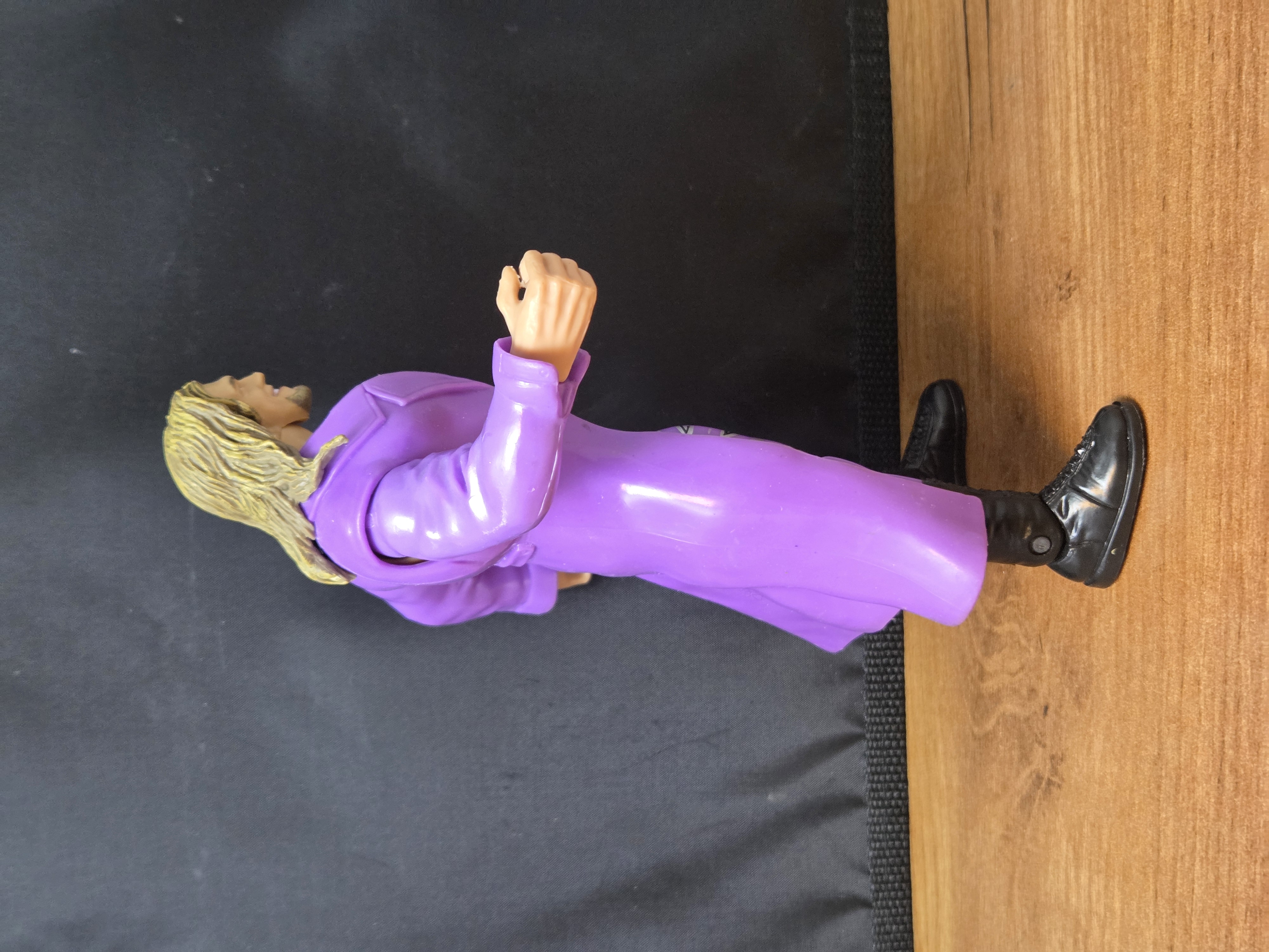 Vintage 2001 WWF/WWE Jakks Pacific TitanTron Live WrestleMania X-Seven Edge Wrestling Action Figure