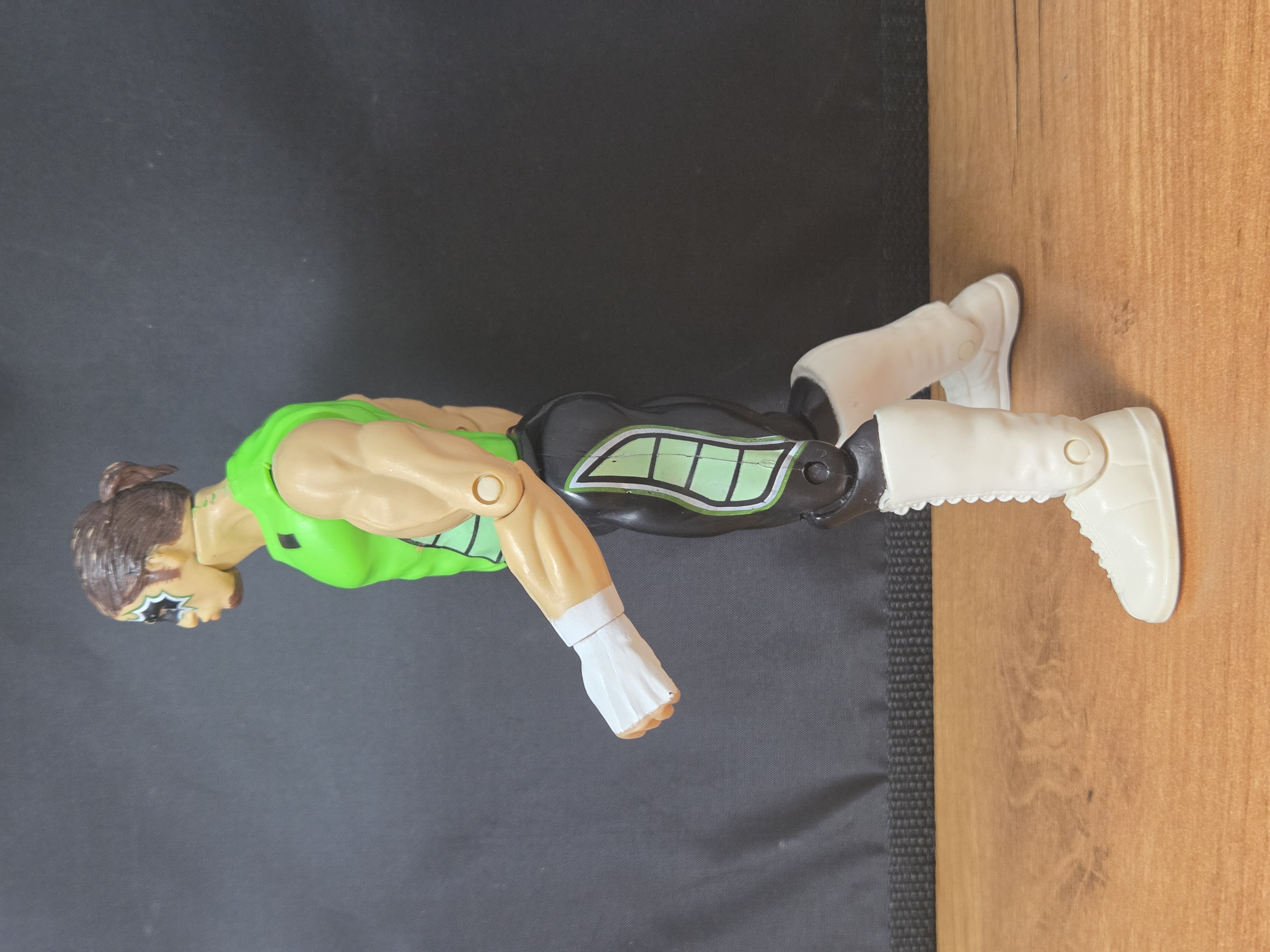 Vintage 2002 WWE Jakks Pacific SmackDown Draft TitanTron Live The Hurricane Wrestling Action Figure