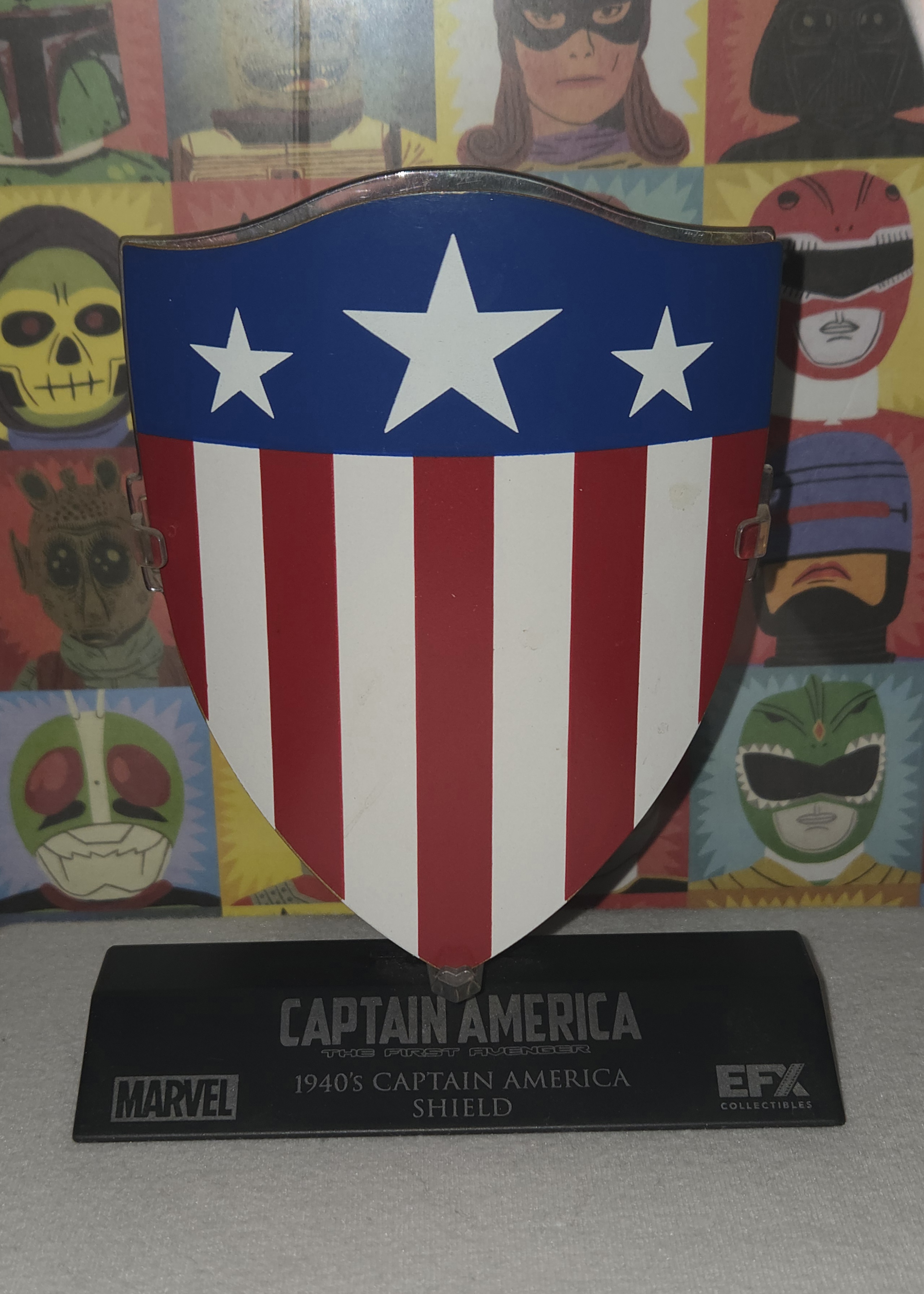 Marvel Captain America EFX Collectibles 1940's Mini Shield W/Stand (N2)