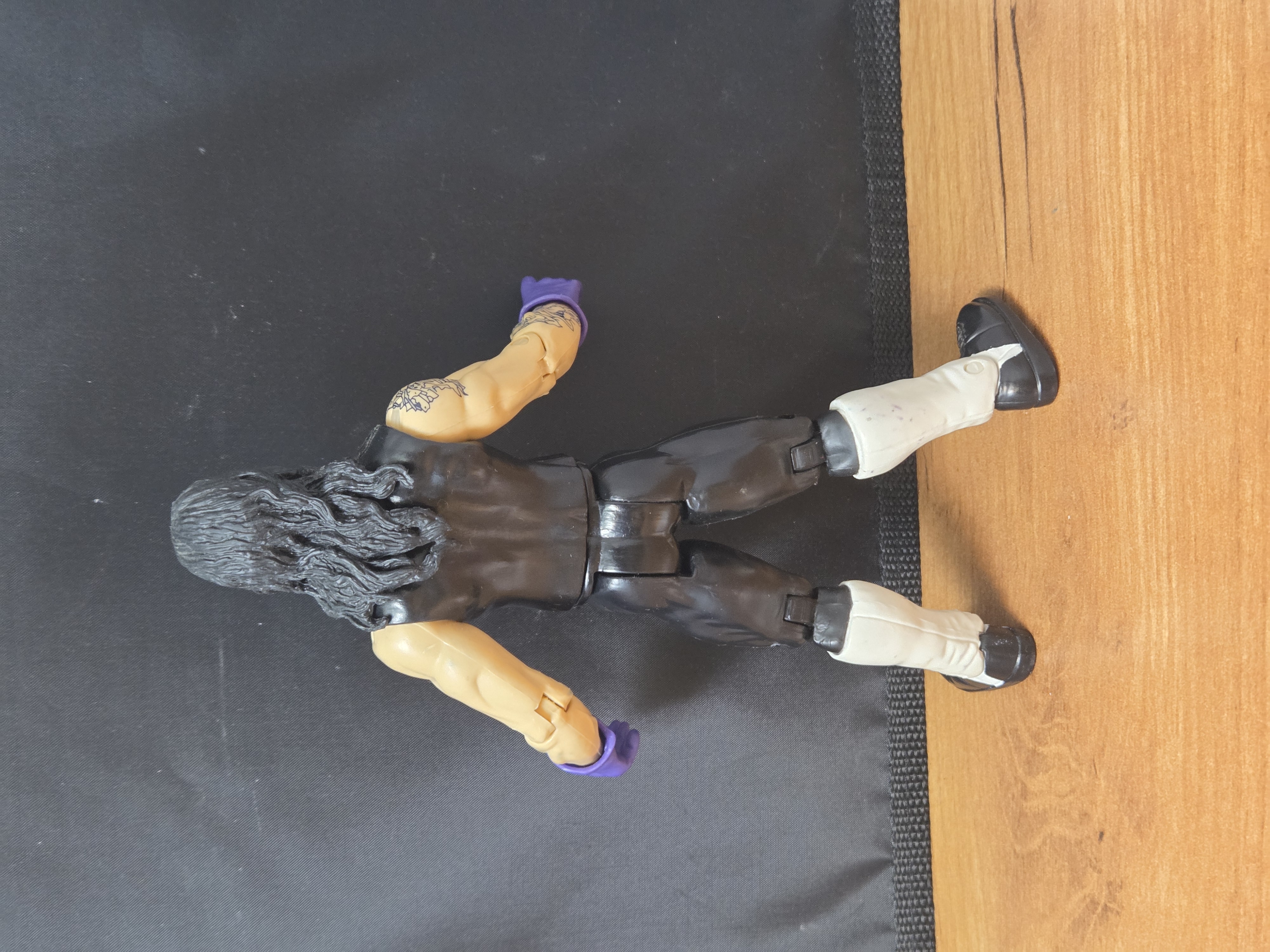 Vintage 2004 WWE Jakks Pacific Classic Superstars Series 1 Undertaker Wrestling Action Figure