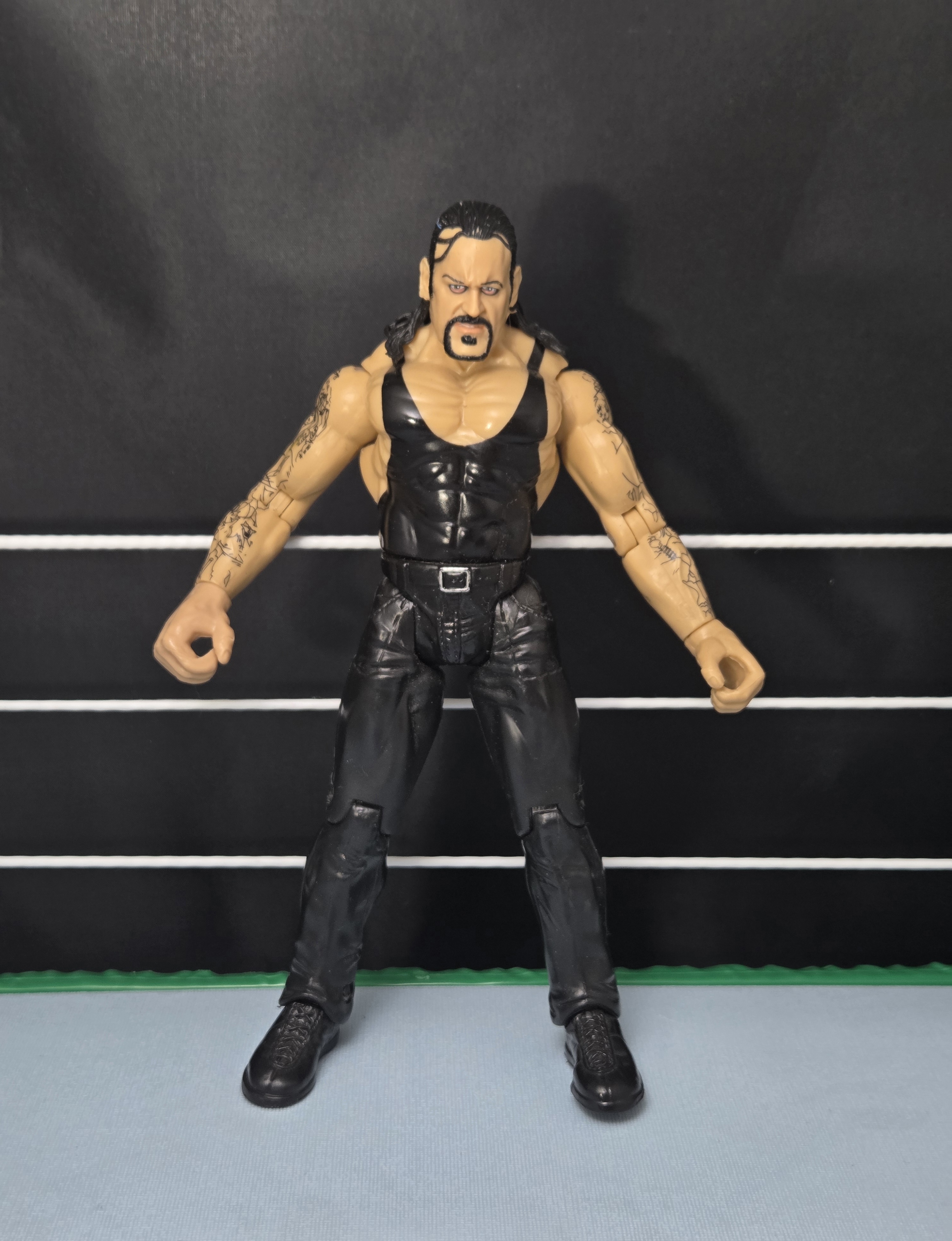 Vintage 1999 WWE Jakks Pacific Titan Tron Live Undertaker Wrestling Action Figure