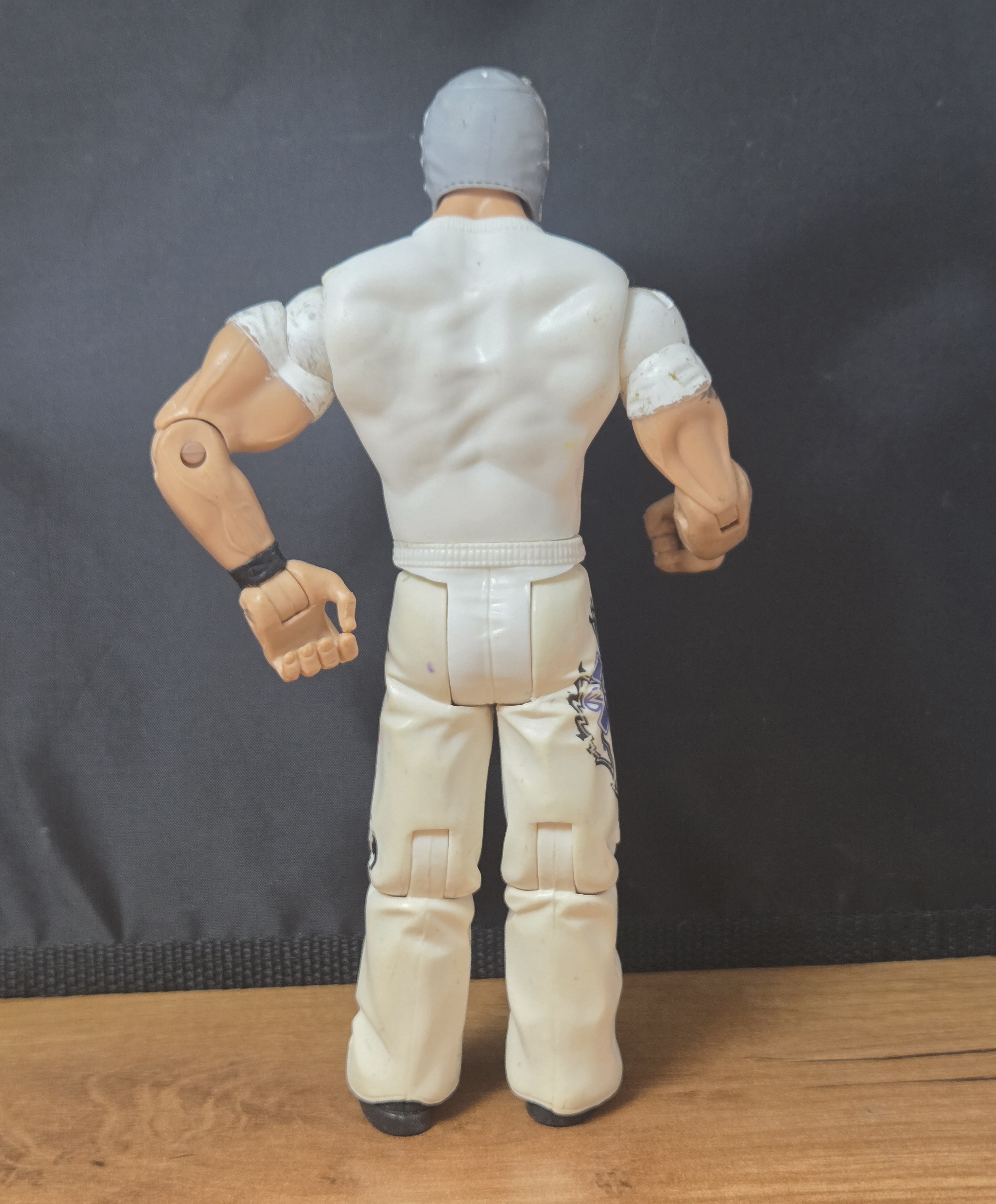 Vintage WWE Jakks Pacific 2003 Rey Mysterio Wrestling Action Figure