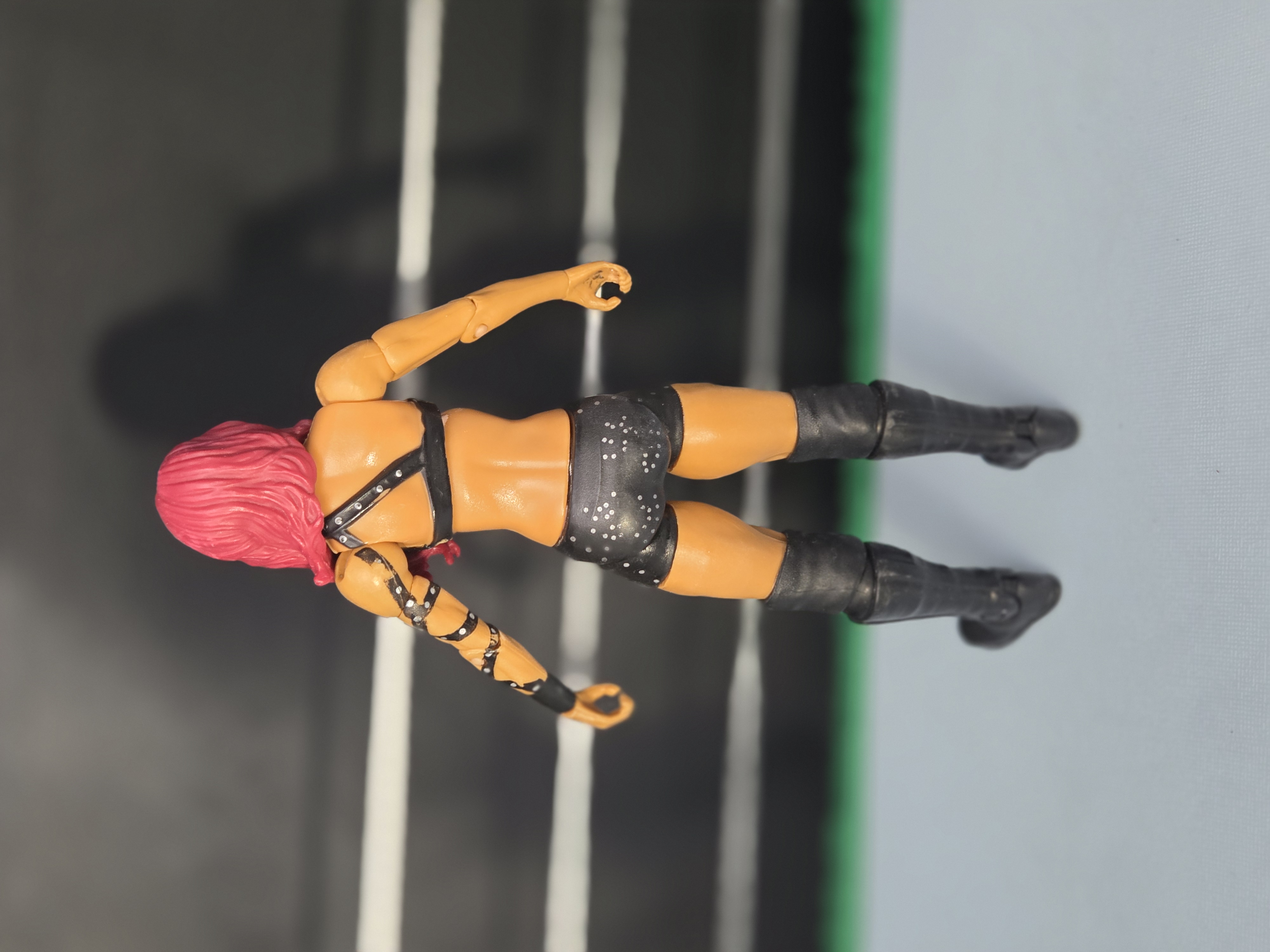 2016 Mattel WWE Basic Series 59 Sasha Banks Wrestling Action Figure