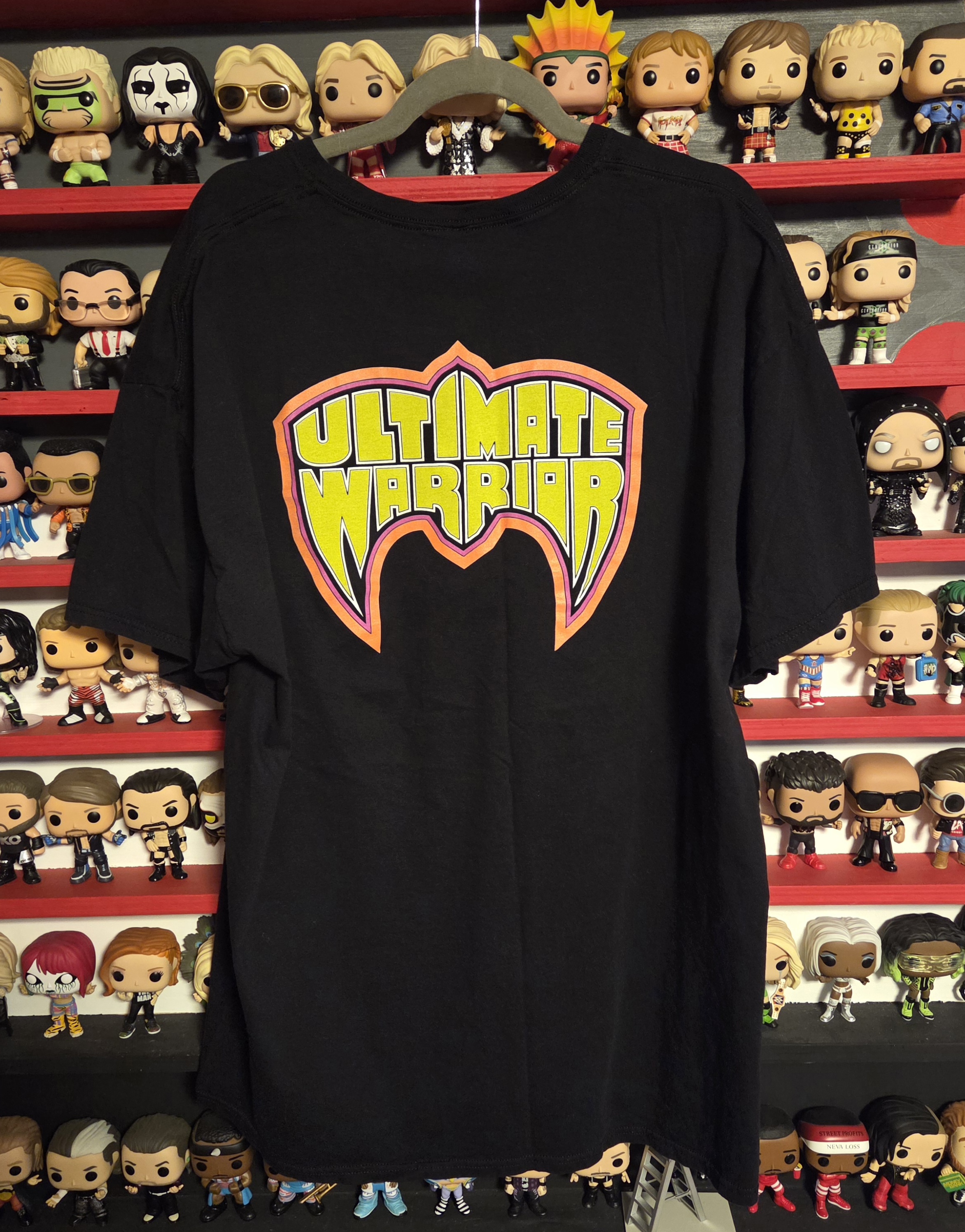 WWF/WWE Ultimate Warrior Retro Vintage Style Mens 2XL Wrestling T-Shirt