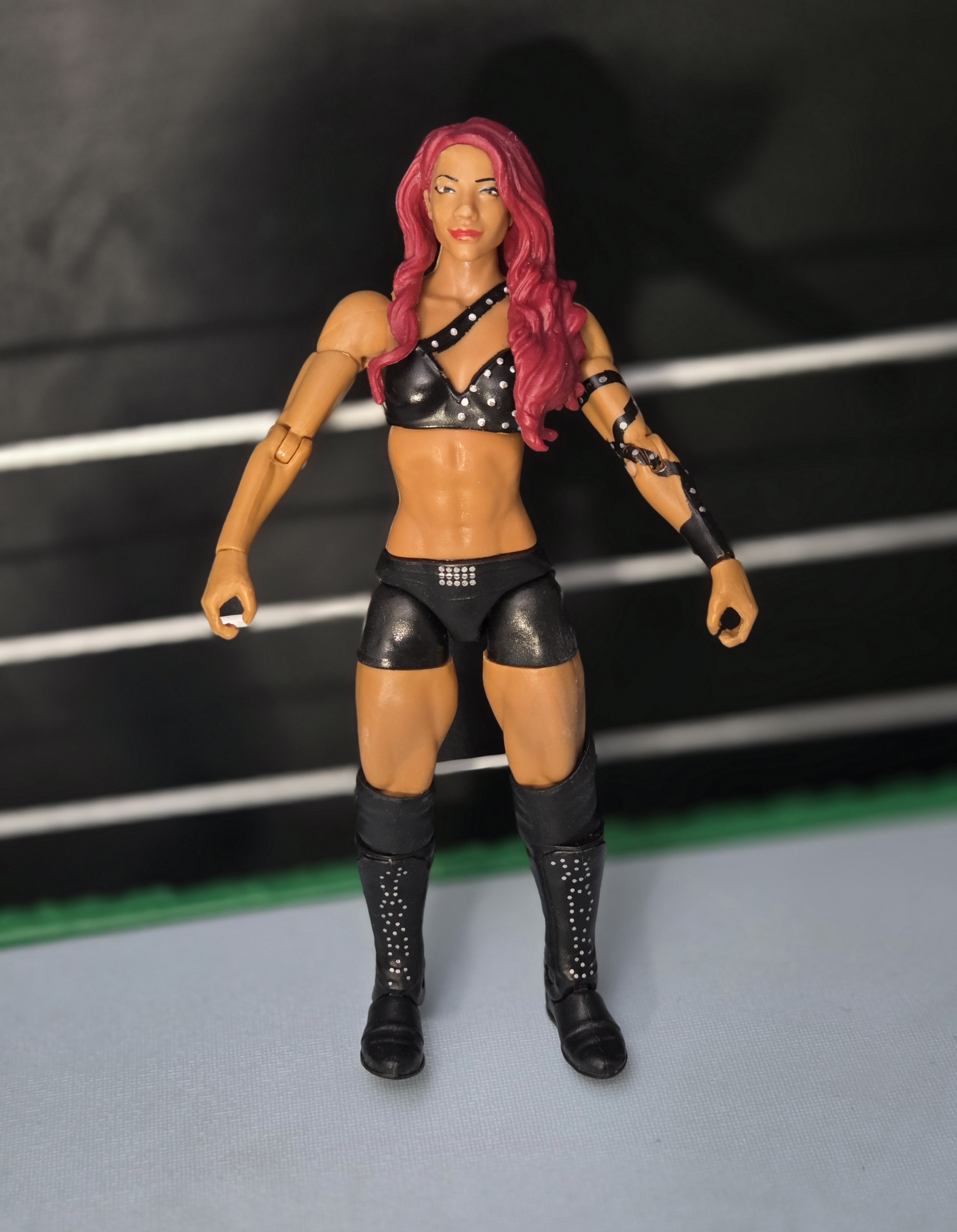 2016 Mattel WWE Basic Series 59 Sasha Banks Wrestling Action Figure
