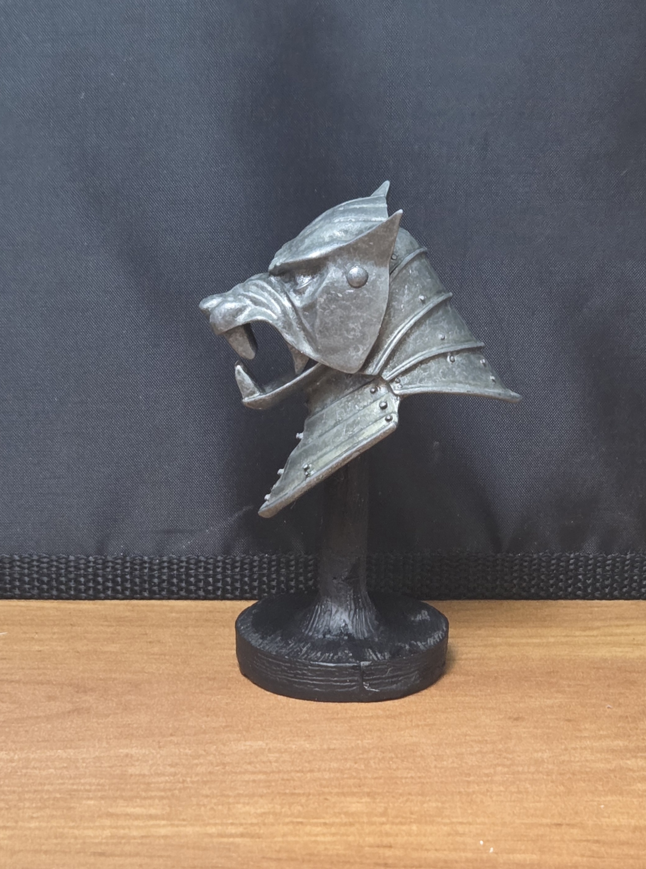 Game of Thrones The Hound's Helm - Mini 4" Metal Replica