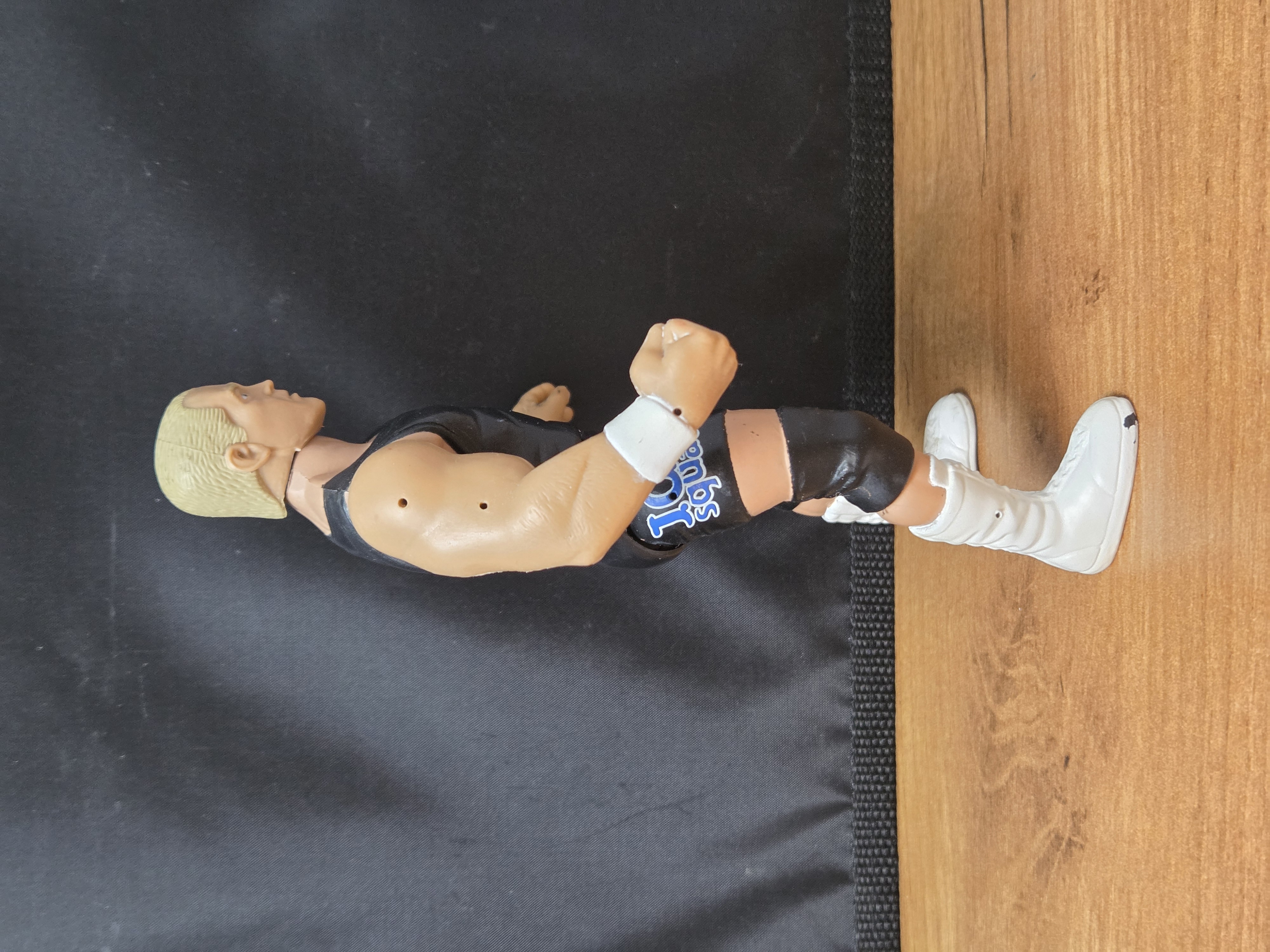 Vintage 1999 WWF/WWE Jakks Pacific Superstars Series 9 Bob Holly Wrestling Action Figure