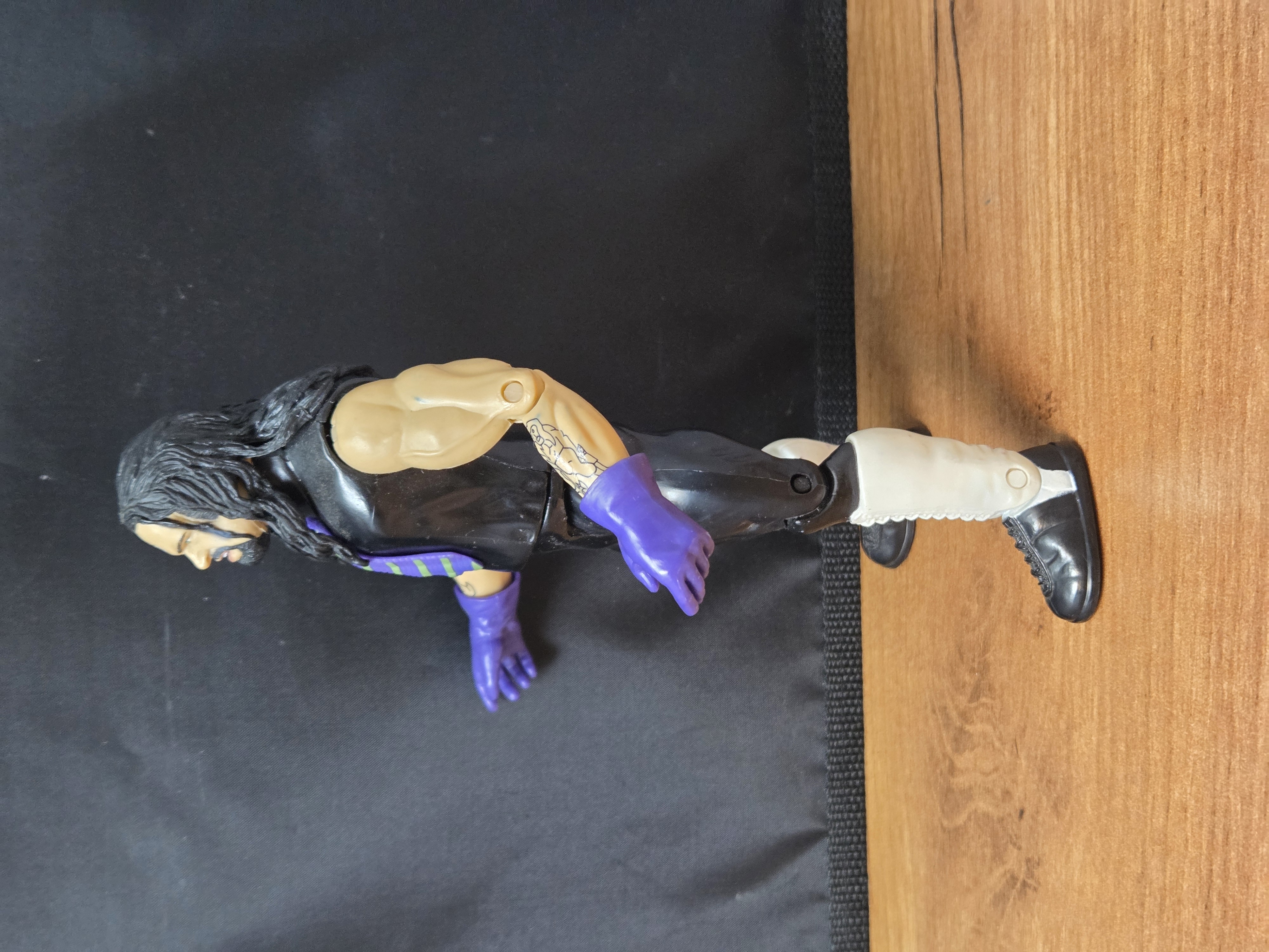 Vintage 2004 WWE Jakks Pacific Classic Superstars Series 1 Undertaker Wrestling Action Figure