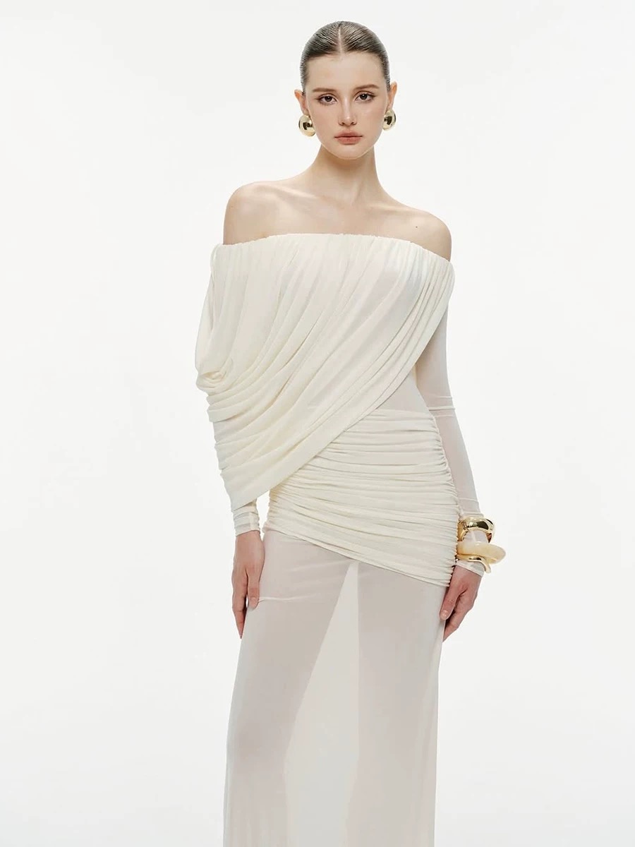 Elegant Off-Shoulder Evening Gown