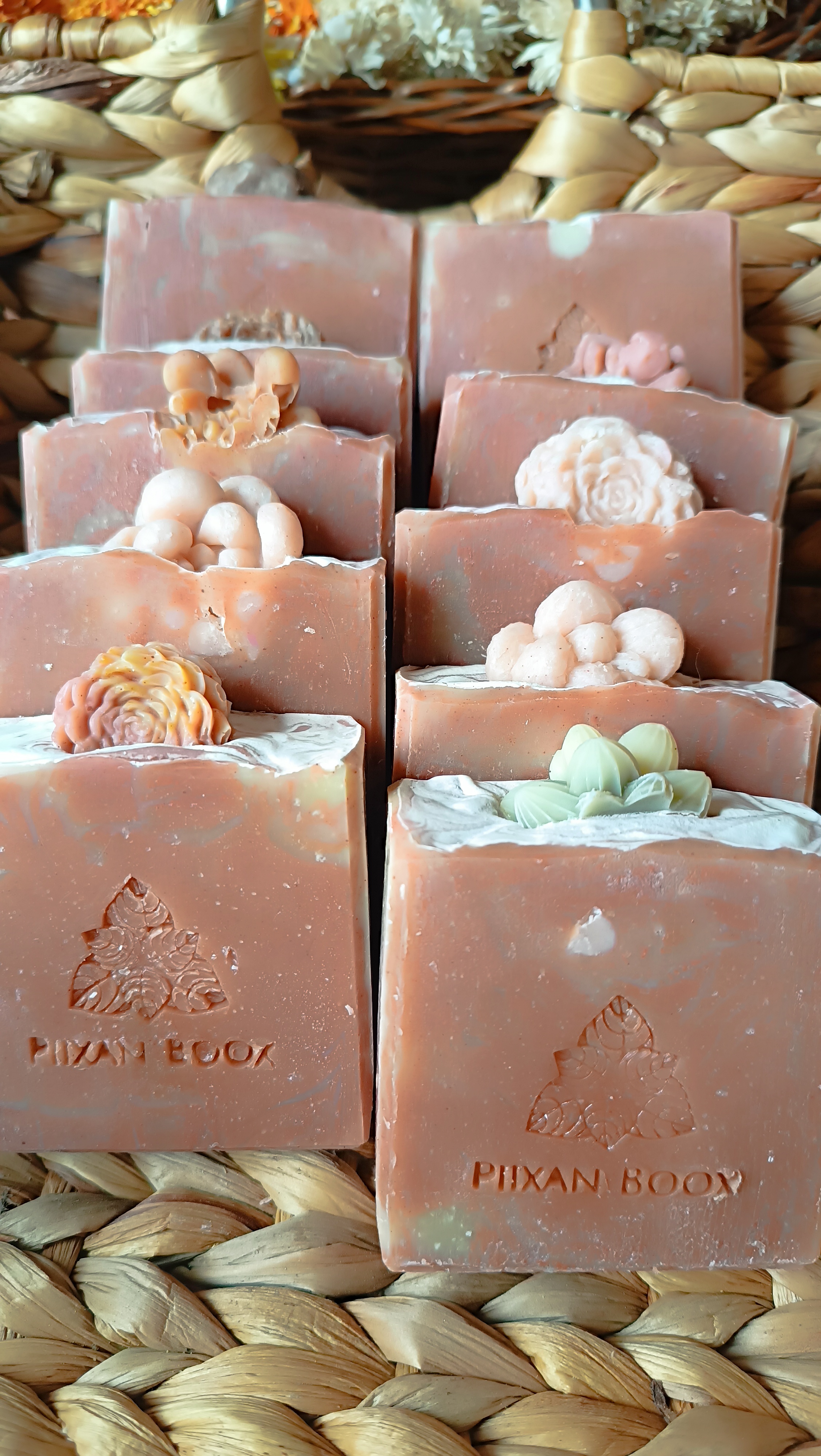 Jabón artesanal de lavanda y arcilla roja