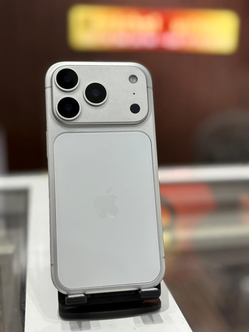 Apple iPhone 17 Pro Max