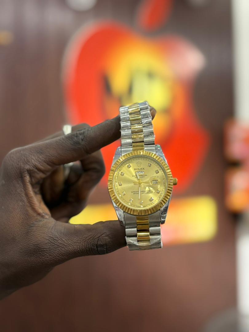 Montre de luxe en acier inoxydable bicolore