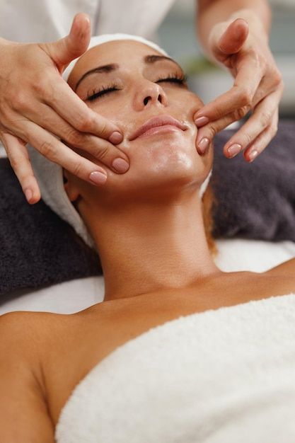 Massagem Facial Relaxante