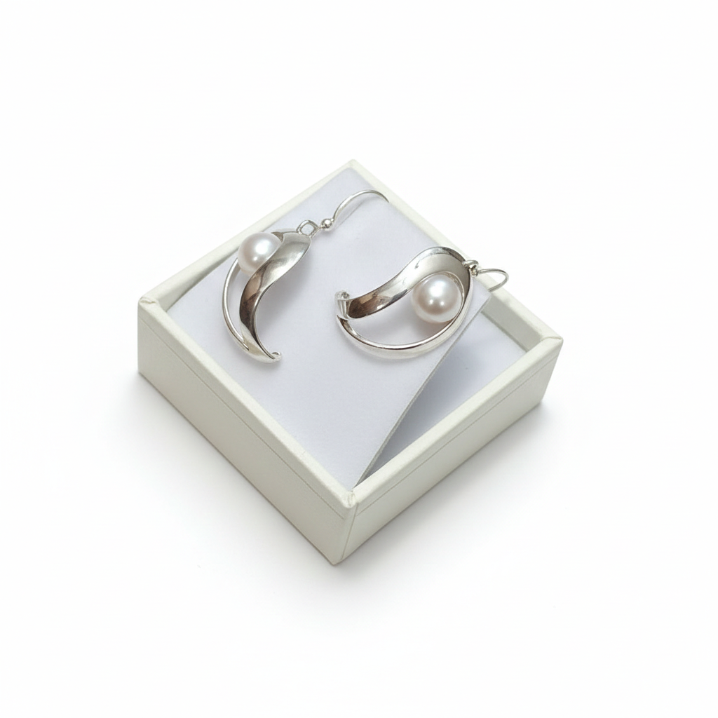 Aretes de plata con perla