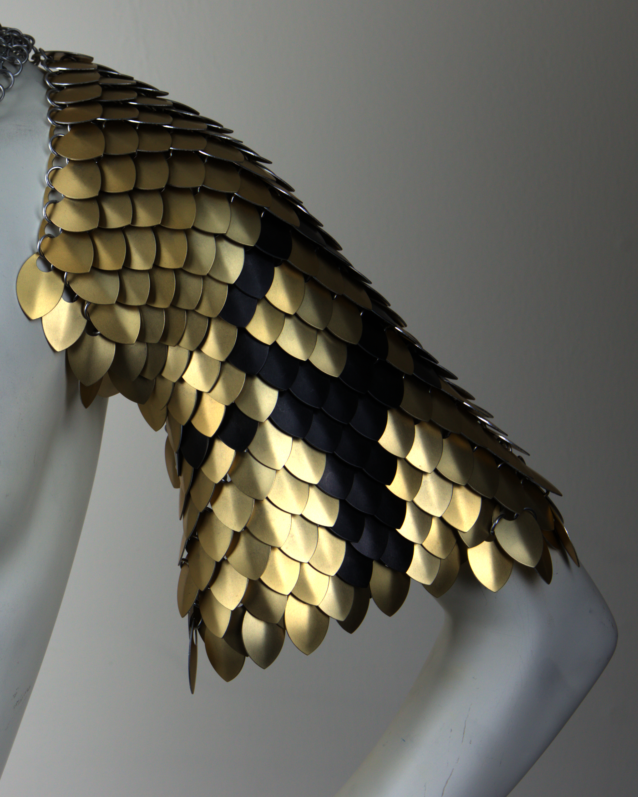 Double Pauldrons - Large Scales