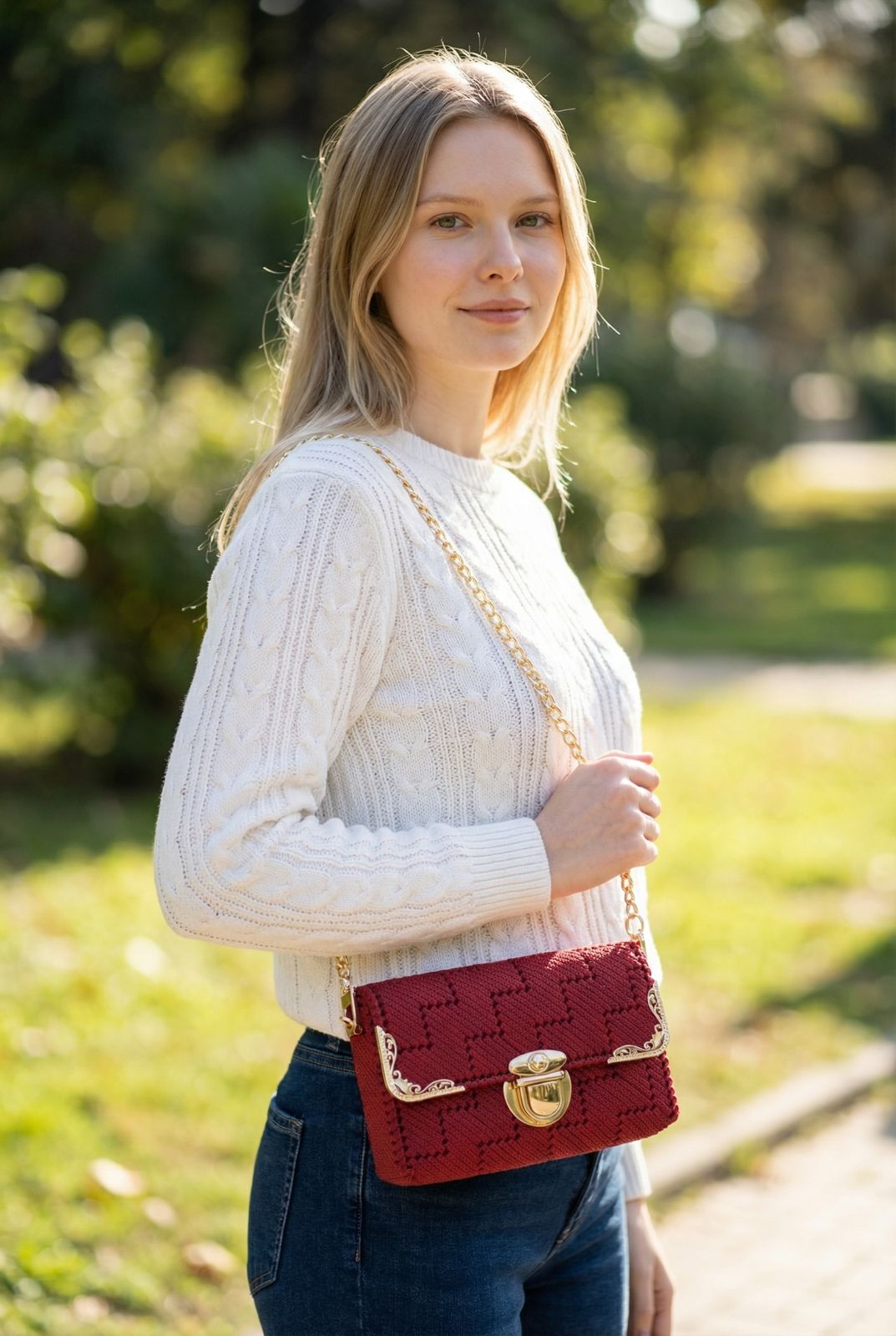 Bolsa Vermelha Fio Assimétrico