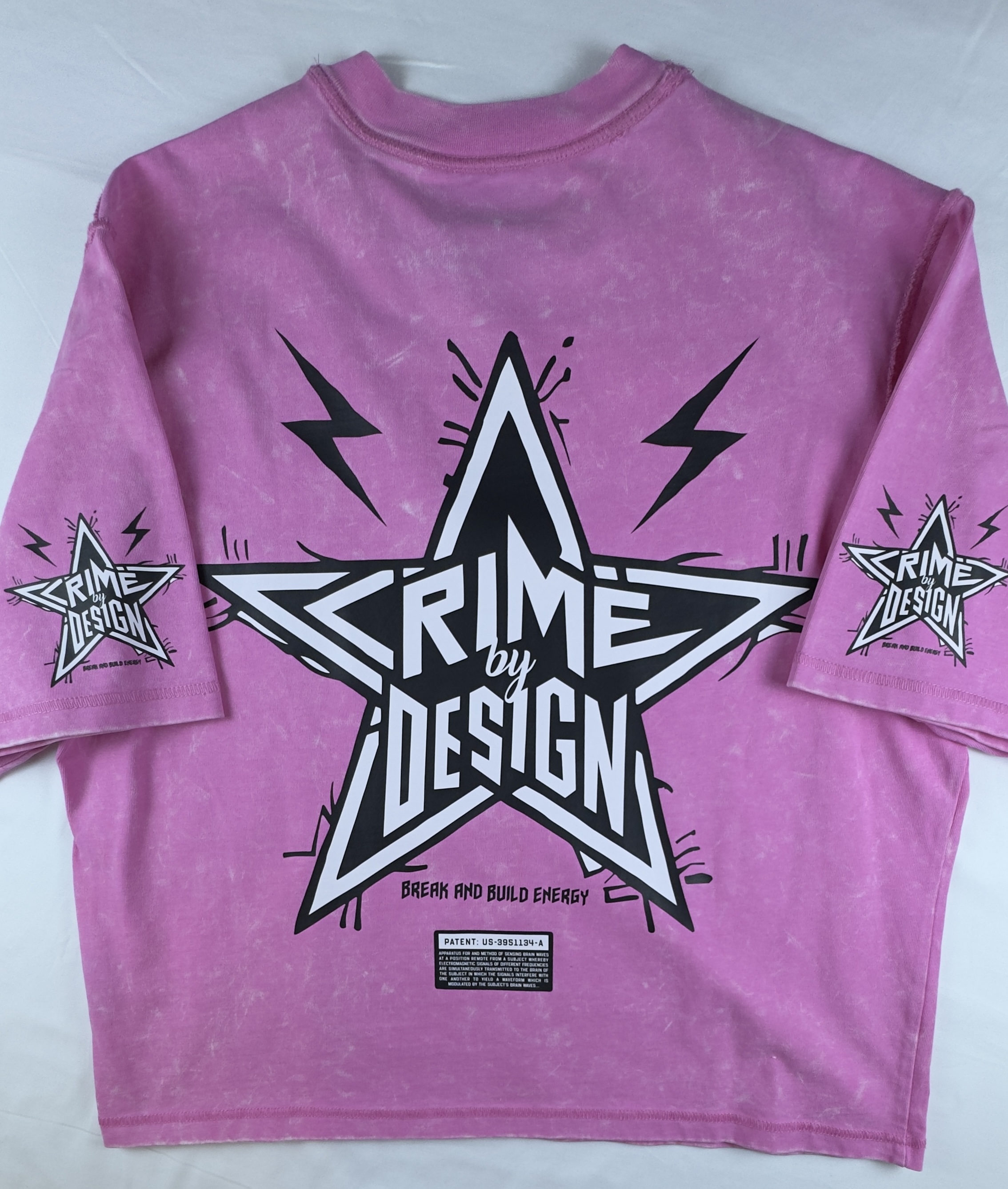 CRIME BY DESIGN PREMIUM HEAVYWEIGHT CROP SHIRT