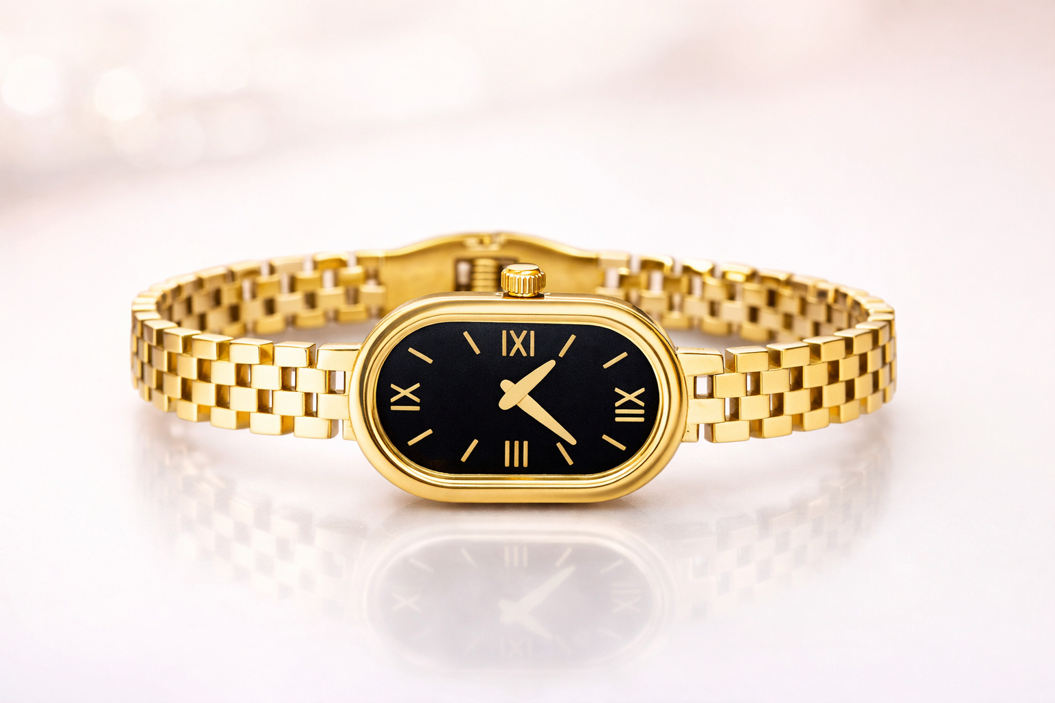 Elegant Gold Wristwatch
