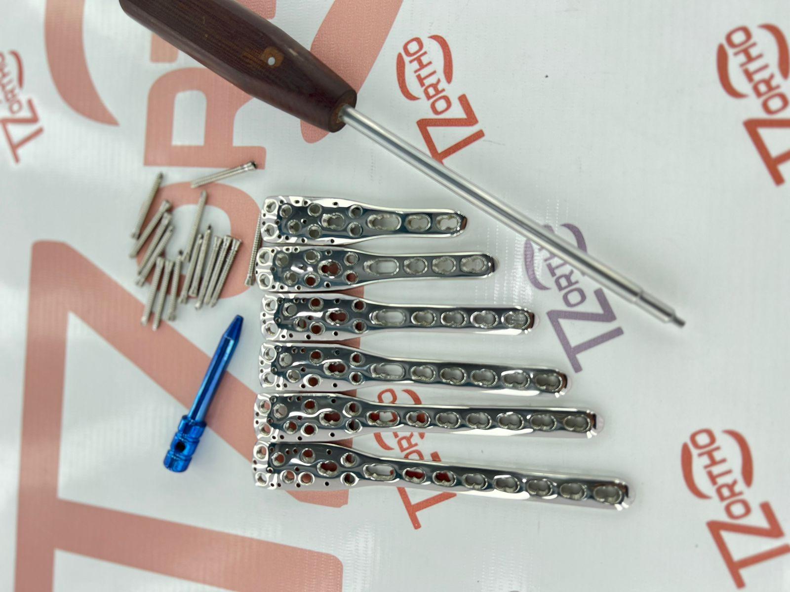 Locking Proximal Humeral Multi Angle (PHILOS)3-12 plates & LCP Screws 97 Pcs