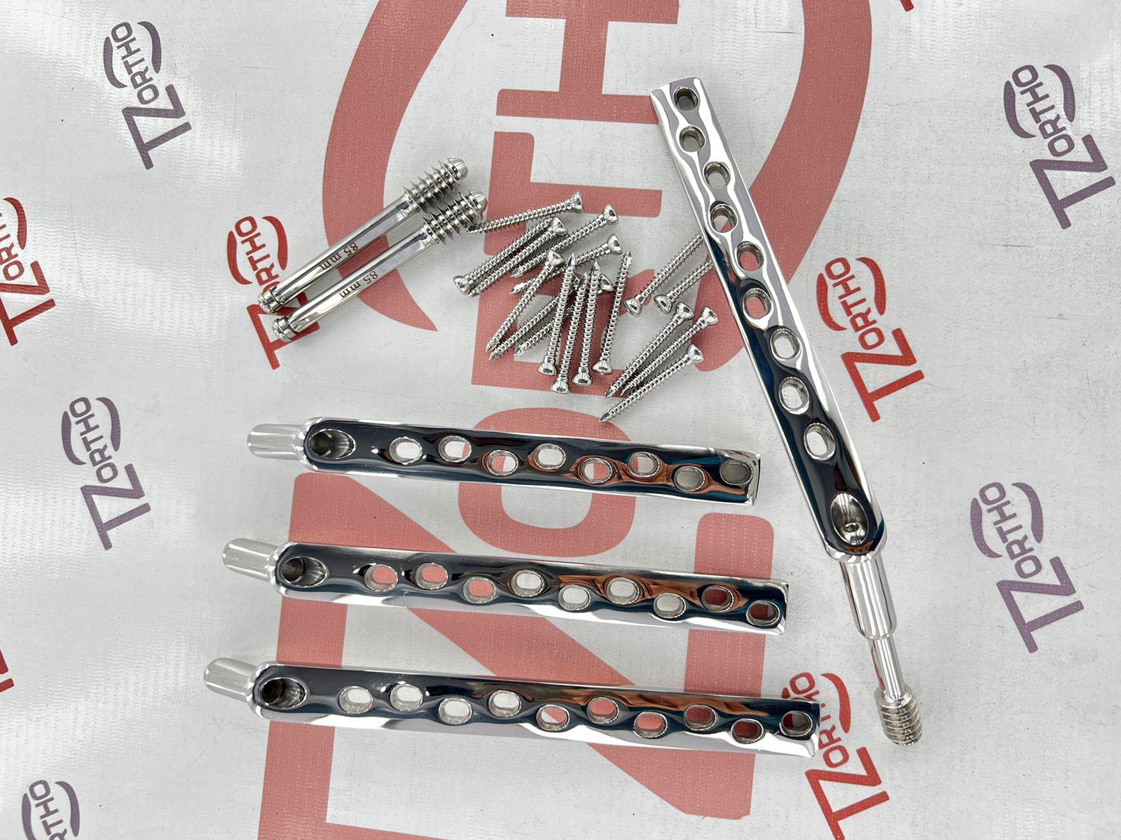 DHS Plate 135 Degree Stainless Steel 316L 2 To 8 Holes Each 7 Pcs+50 Pcs Screws.