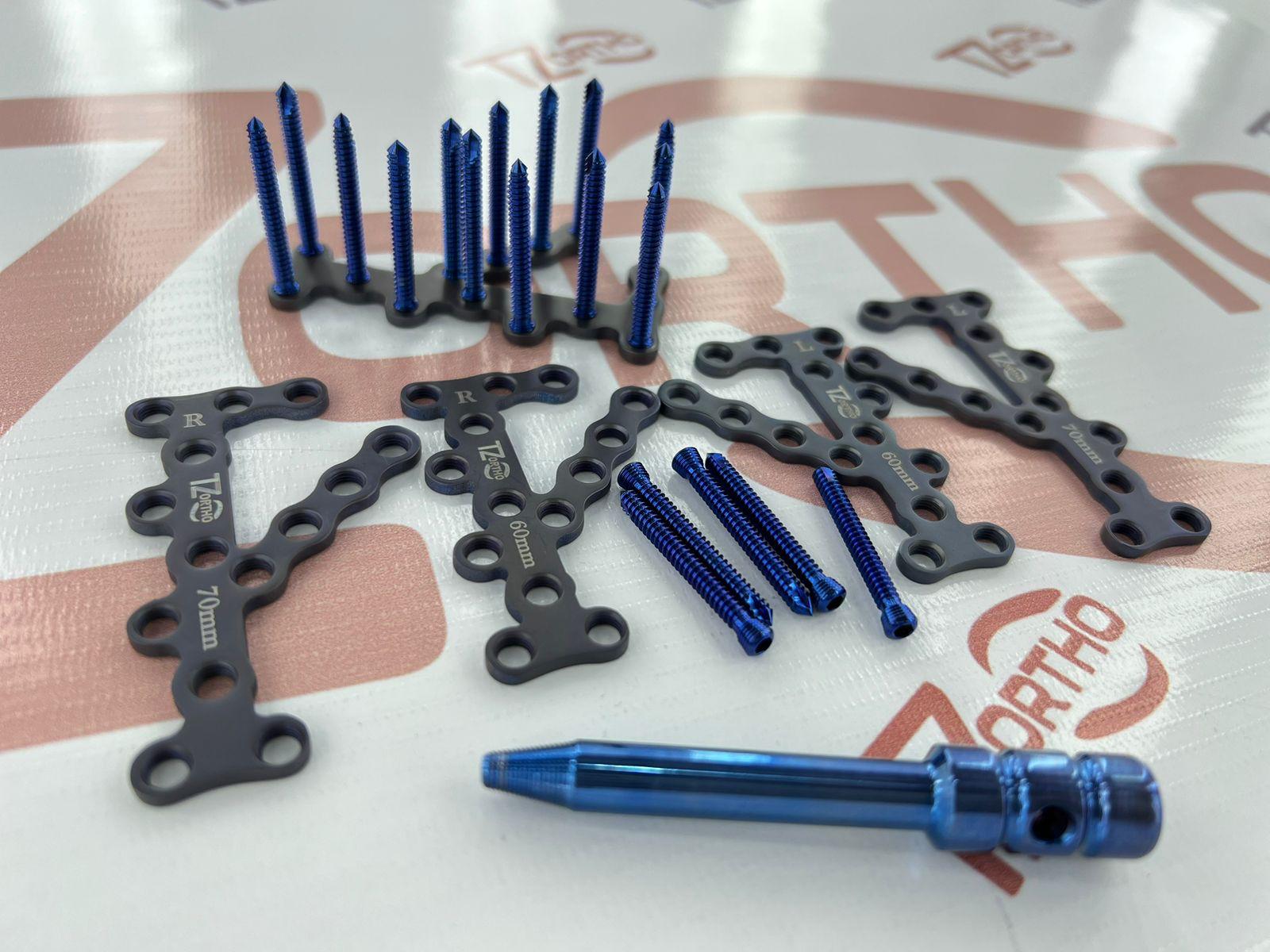 Calcaneal Bone Fixation L/R Plate 60mm & 70mm 30 Locking Screws veterinary 4Pcs