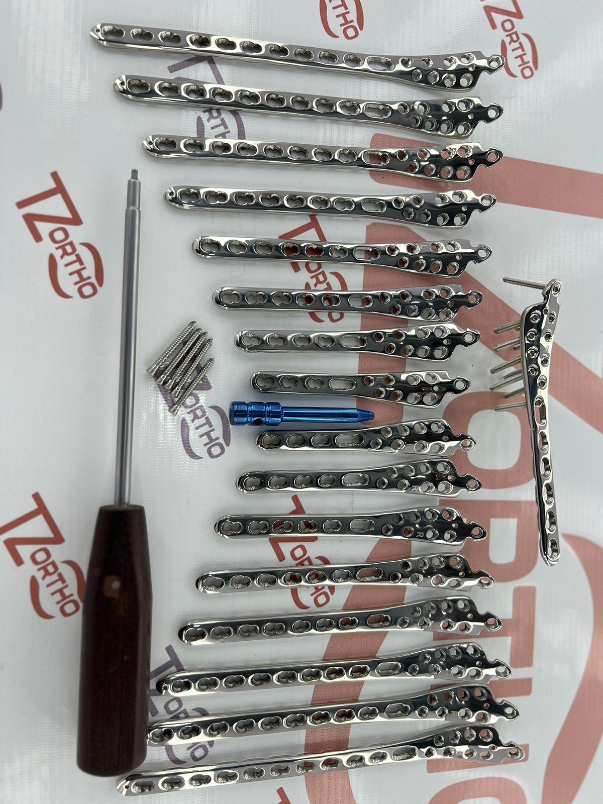 Veterinary Distal Tibia Plate LCP 3.5mm 4 to 10 Holes 14pcs (7L/7R)