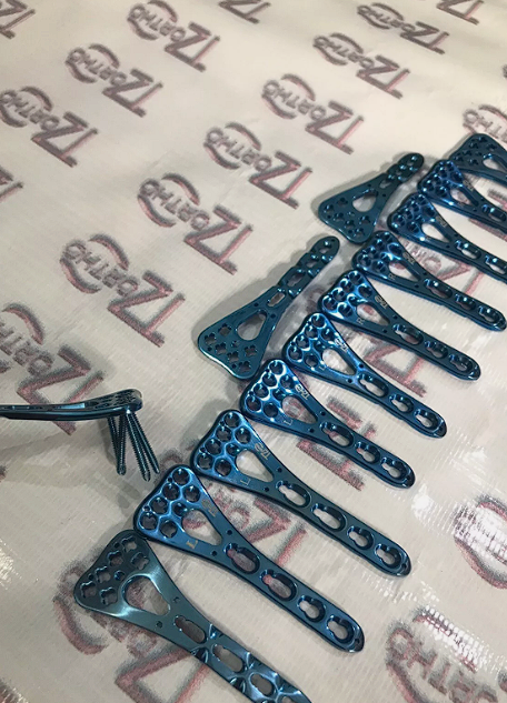 Distal Radius Volar Locking 2.7mm plates 2 to 5 holes L &R screws Set of 86