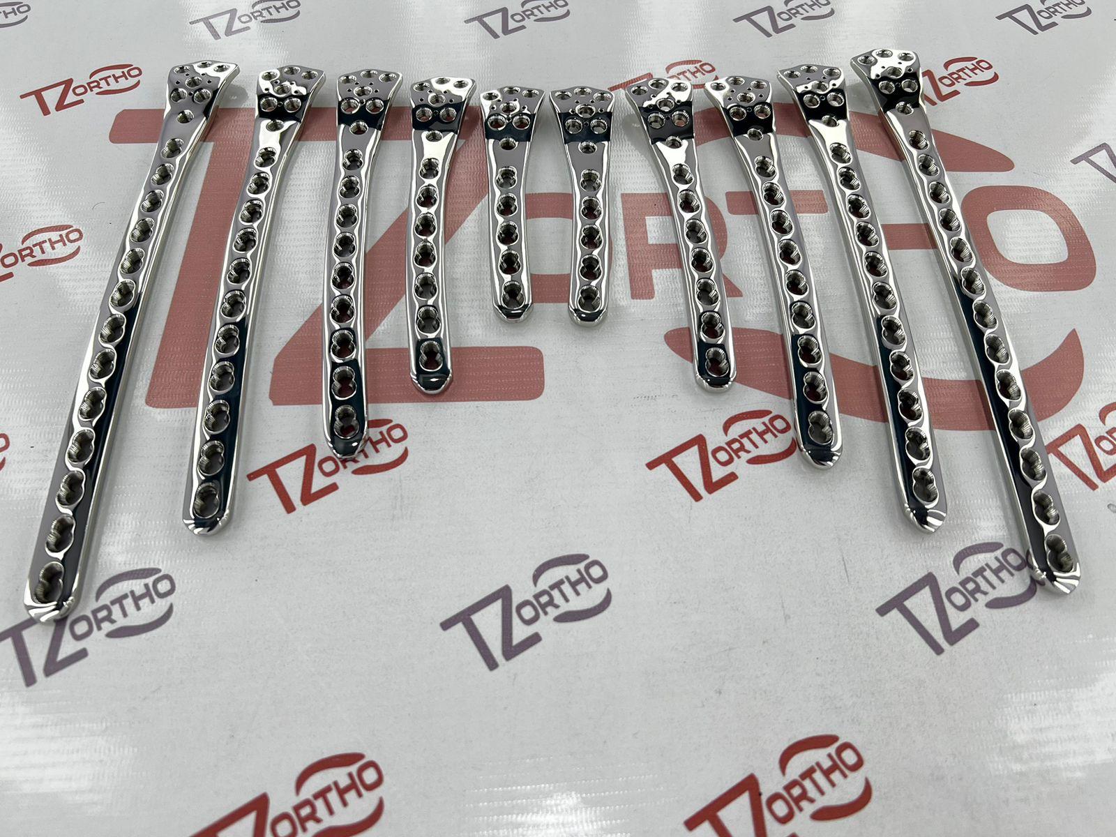 Locking Distal Femur Plates 4.5/5.0mm + 5 mm 90 PCs Screws