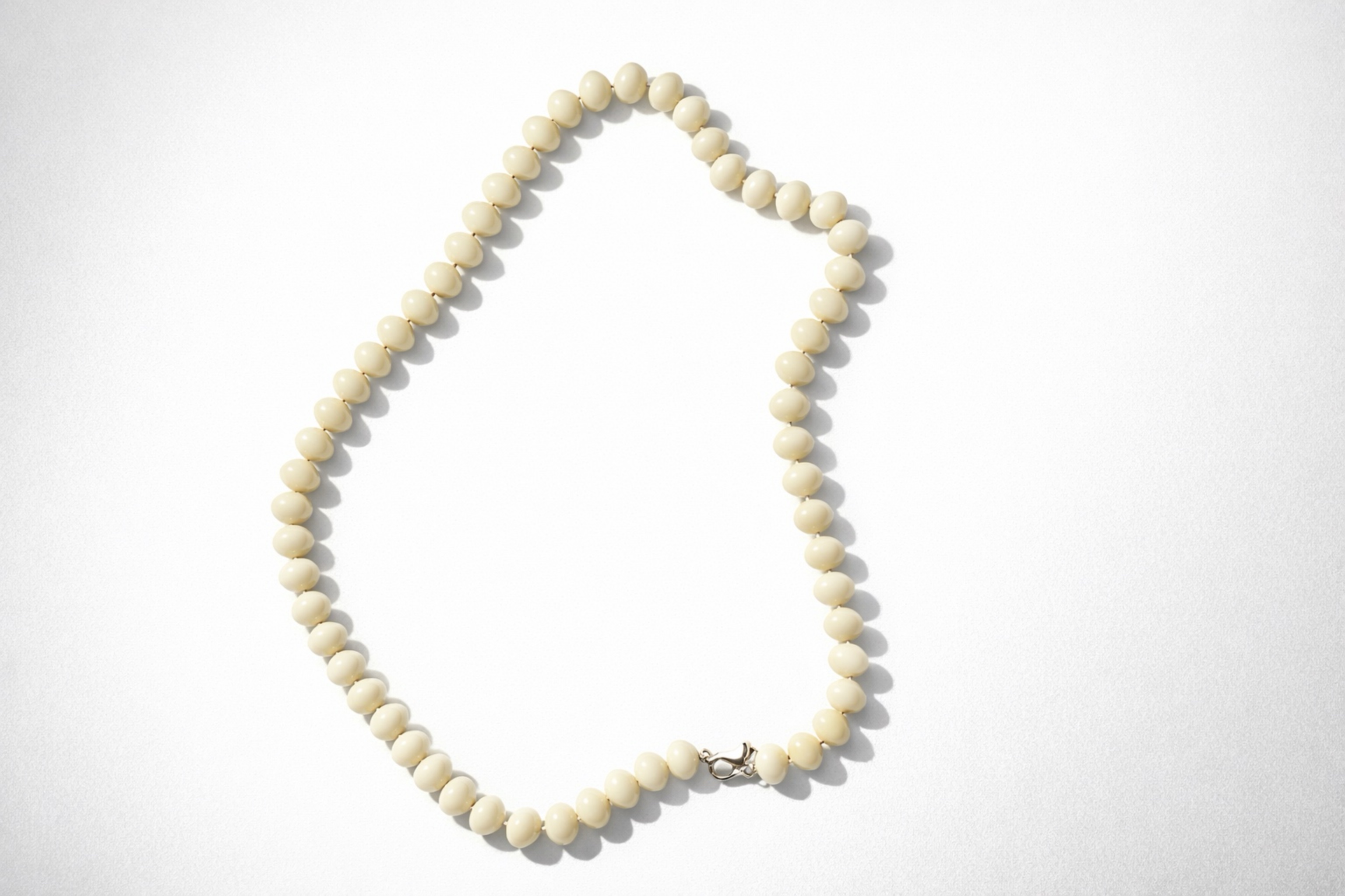 Cream Beaded Necklace