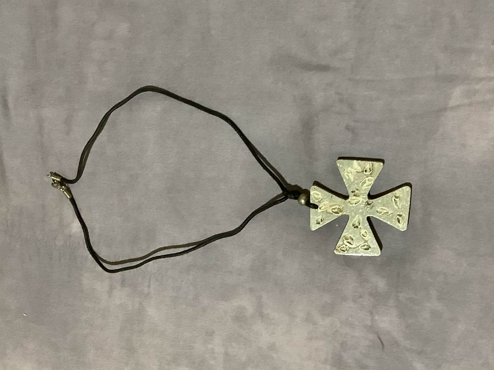 Ornate Cross Pendant Necklace