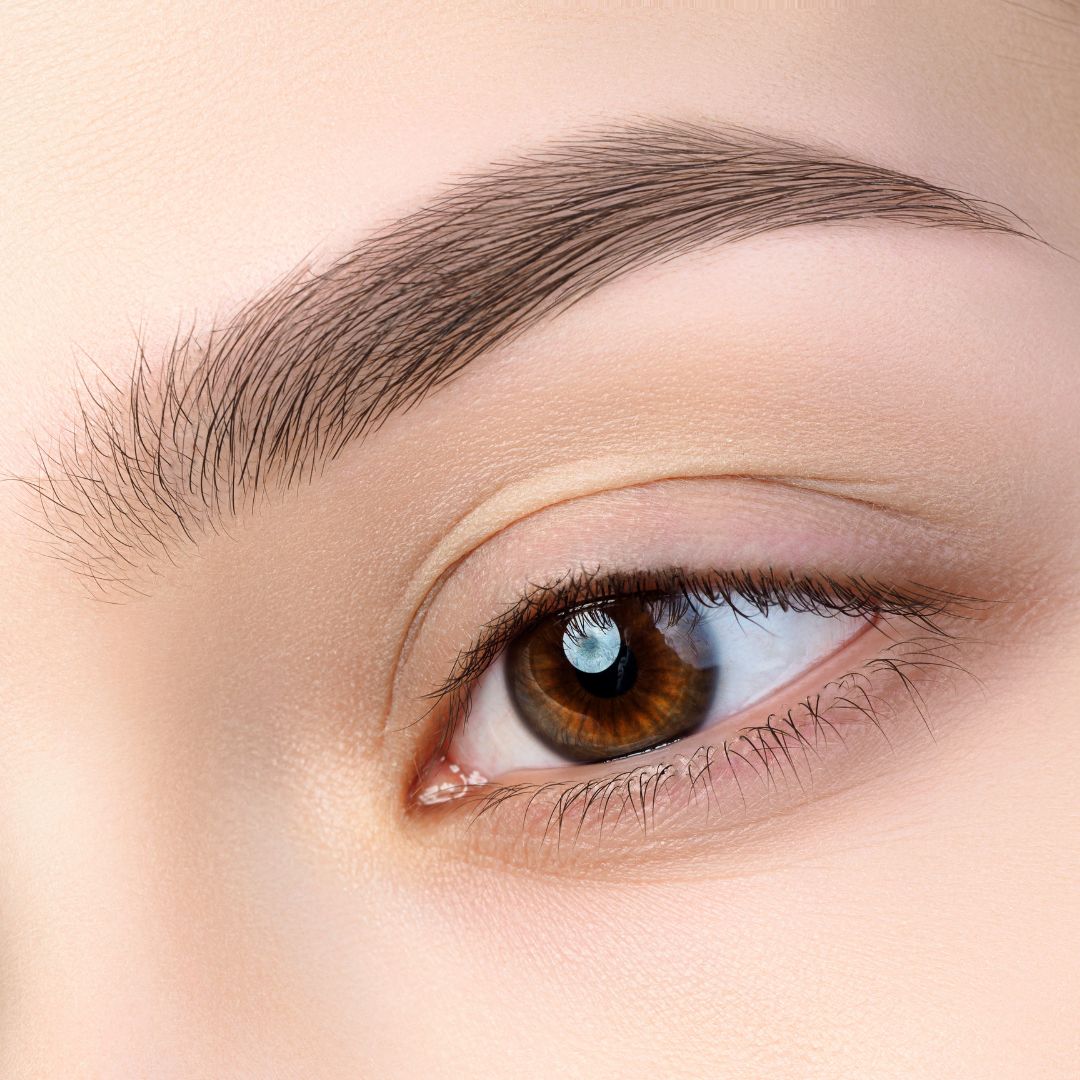 Kulmien värjäys ja muotoilu