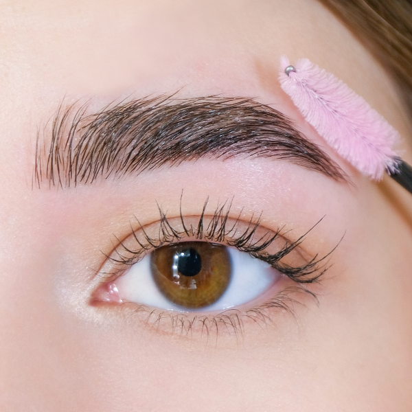 Kulmien laminointi,sis värjäys 30 min