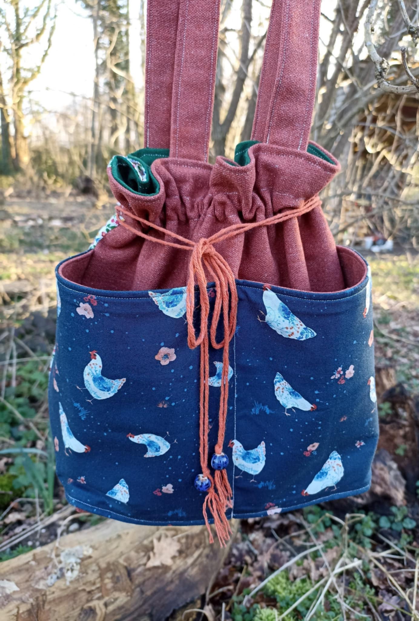 Sac tissu pochon fait main, tissu poules fleurs