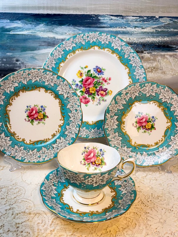 Servies Enchanted