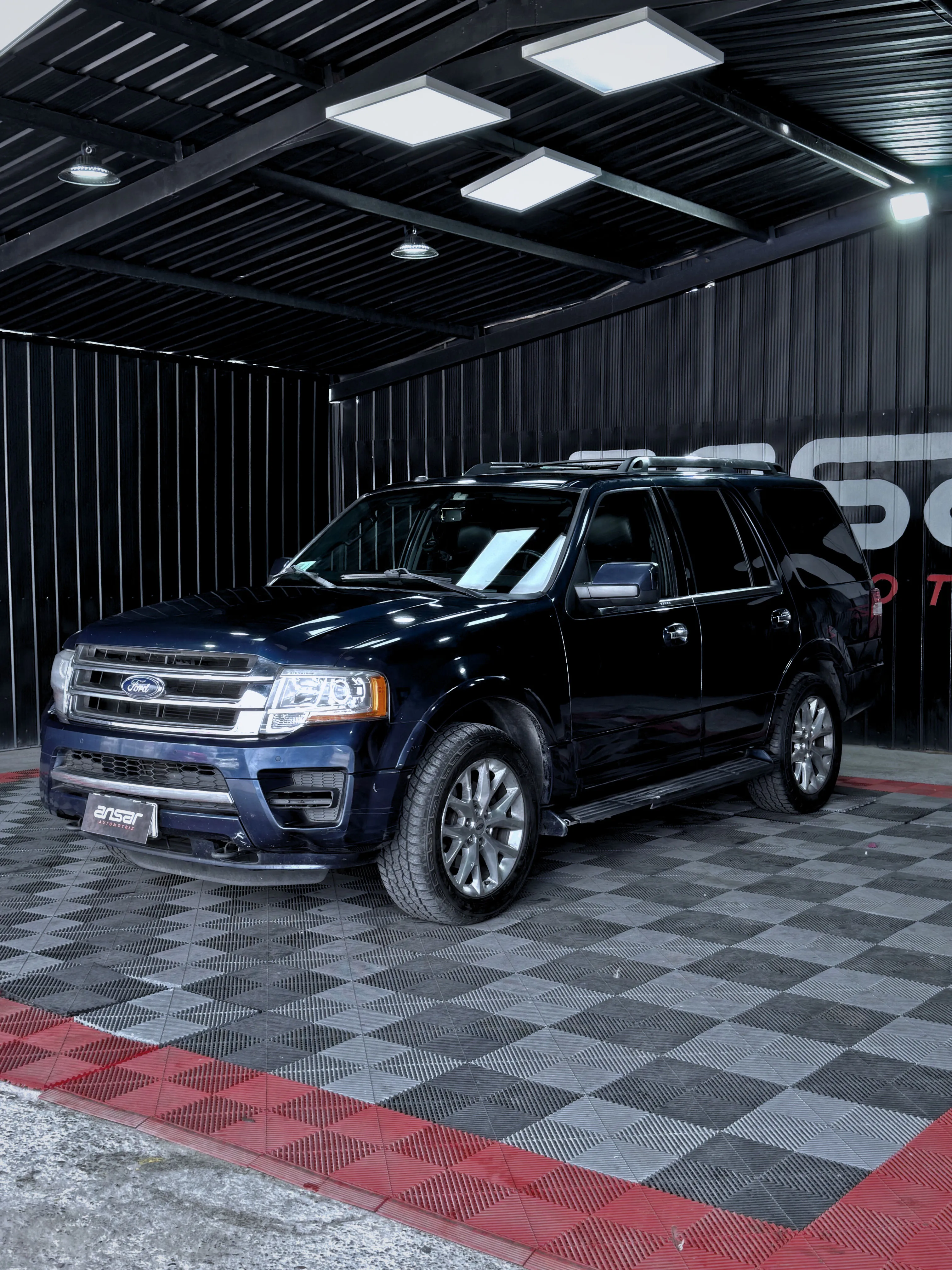 FORD EXPEDITION LIMITED