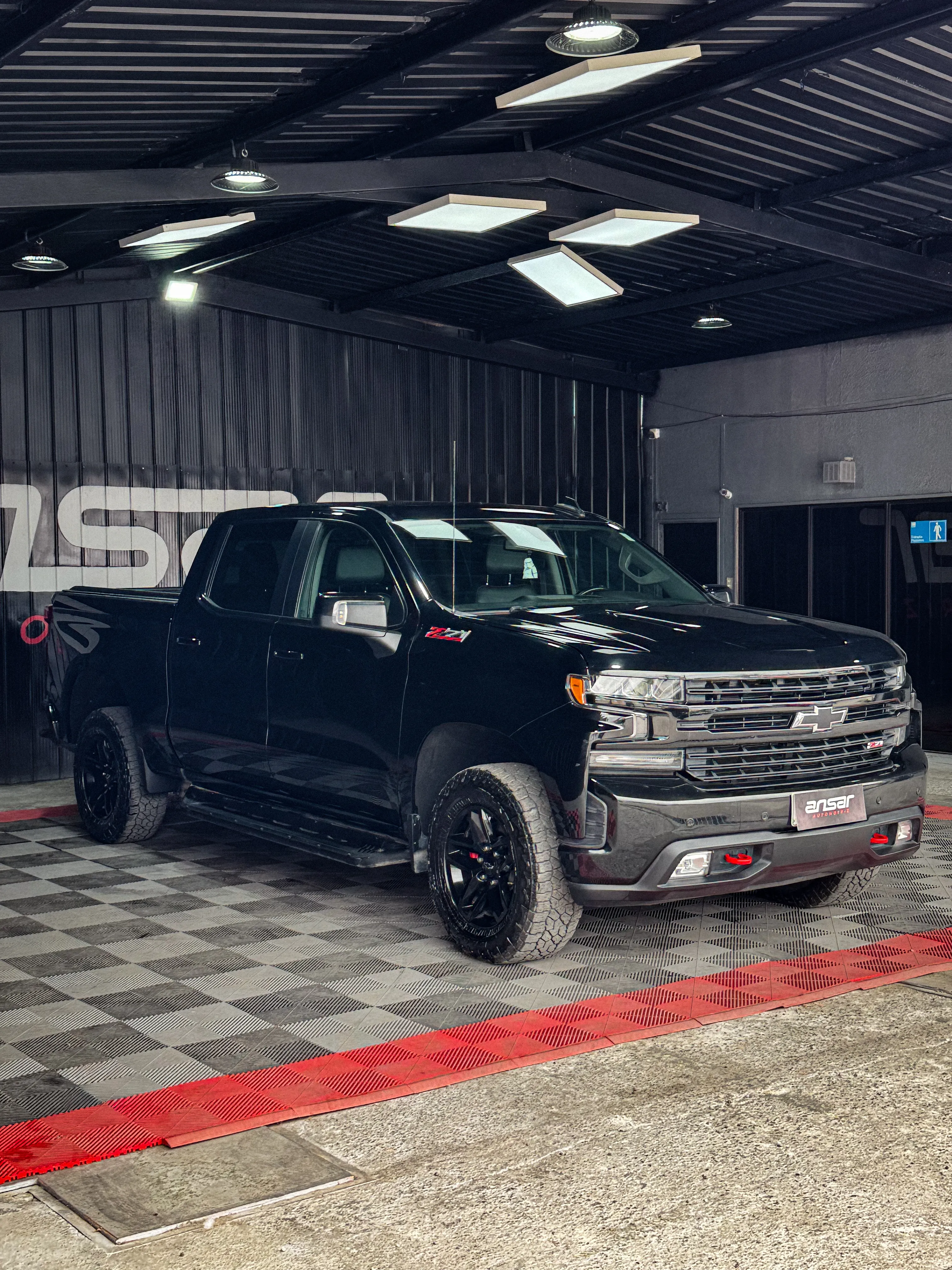 Chevrolet Silverado LT