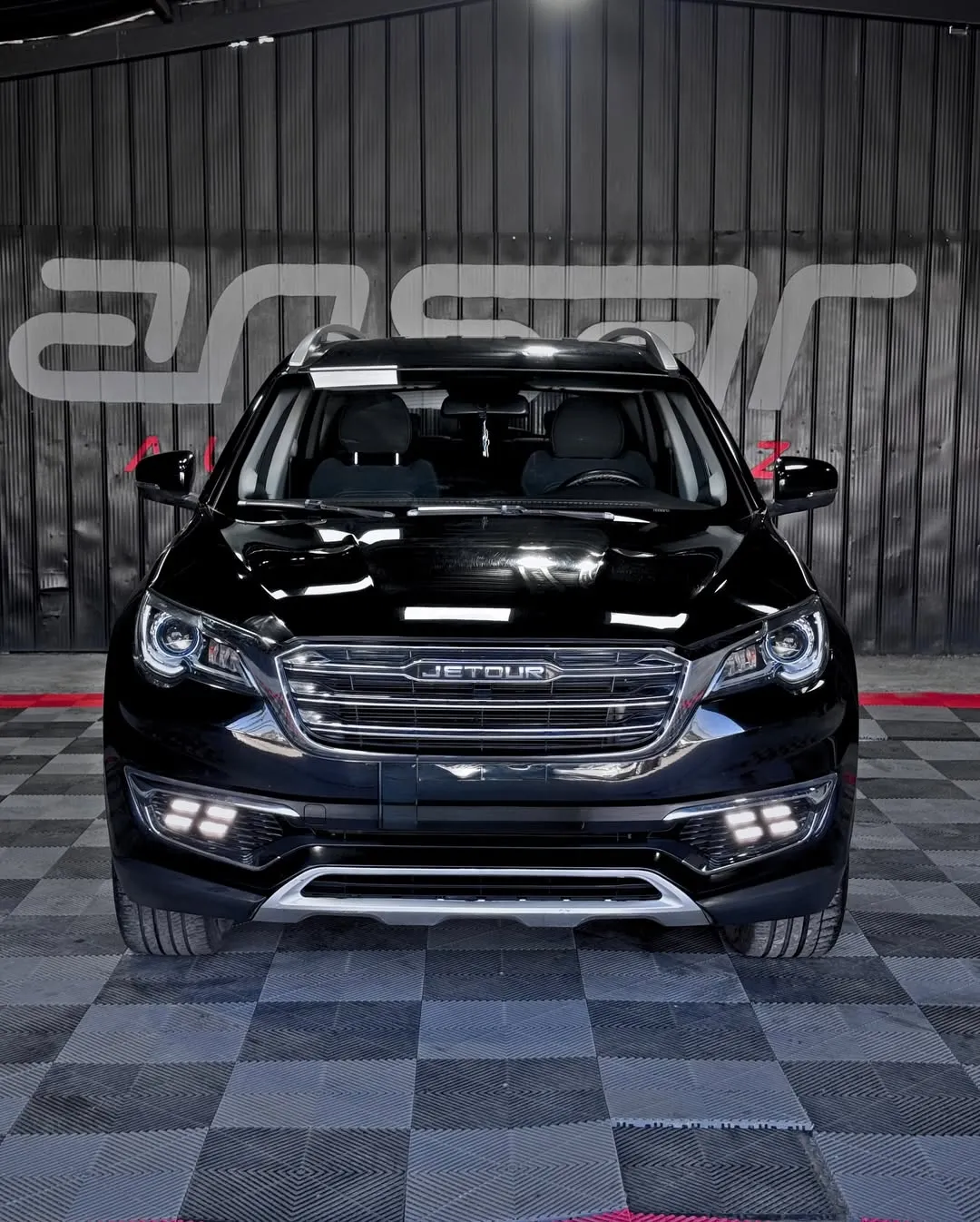 Jetour X70