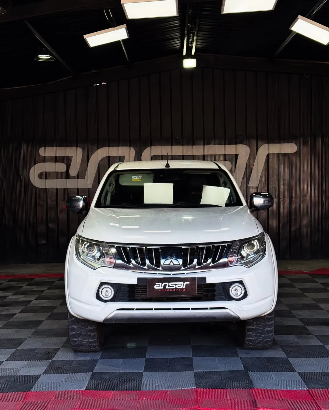 Mitsubishi L200 Dakar